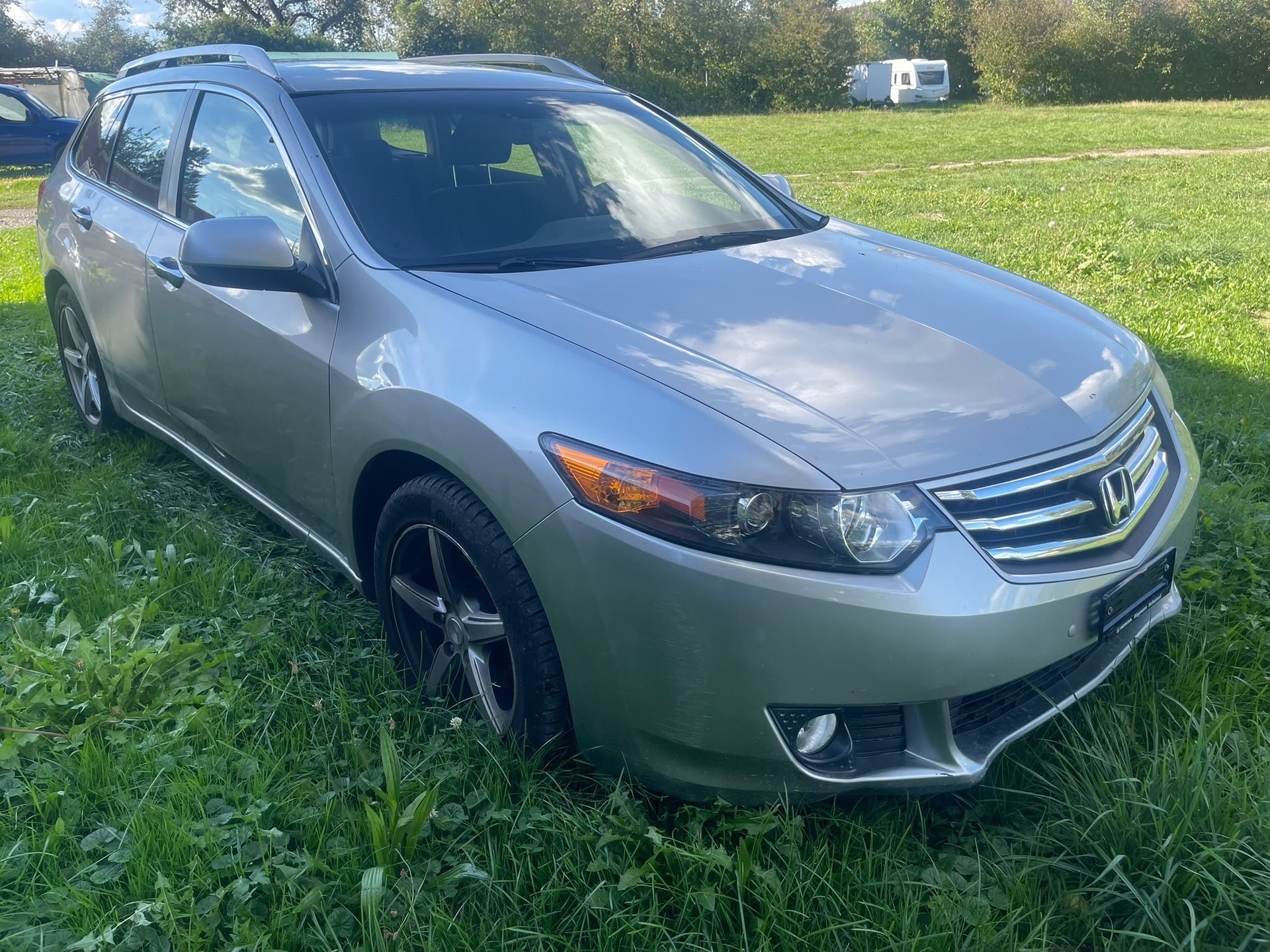 HONDA Accord Tourer 2.0i 16V Executive Automatic-image-2