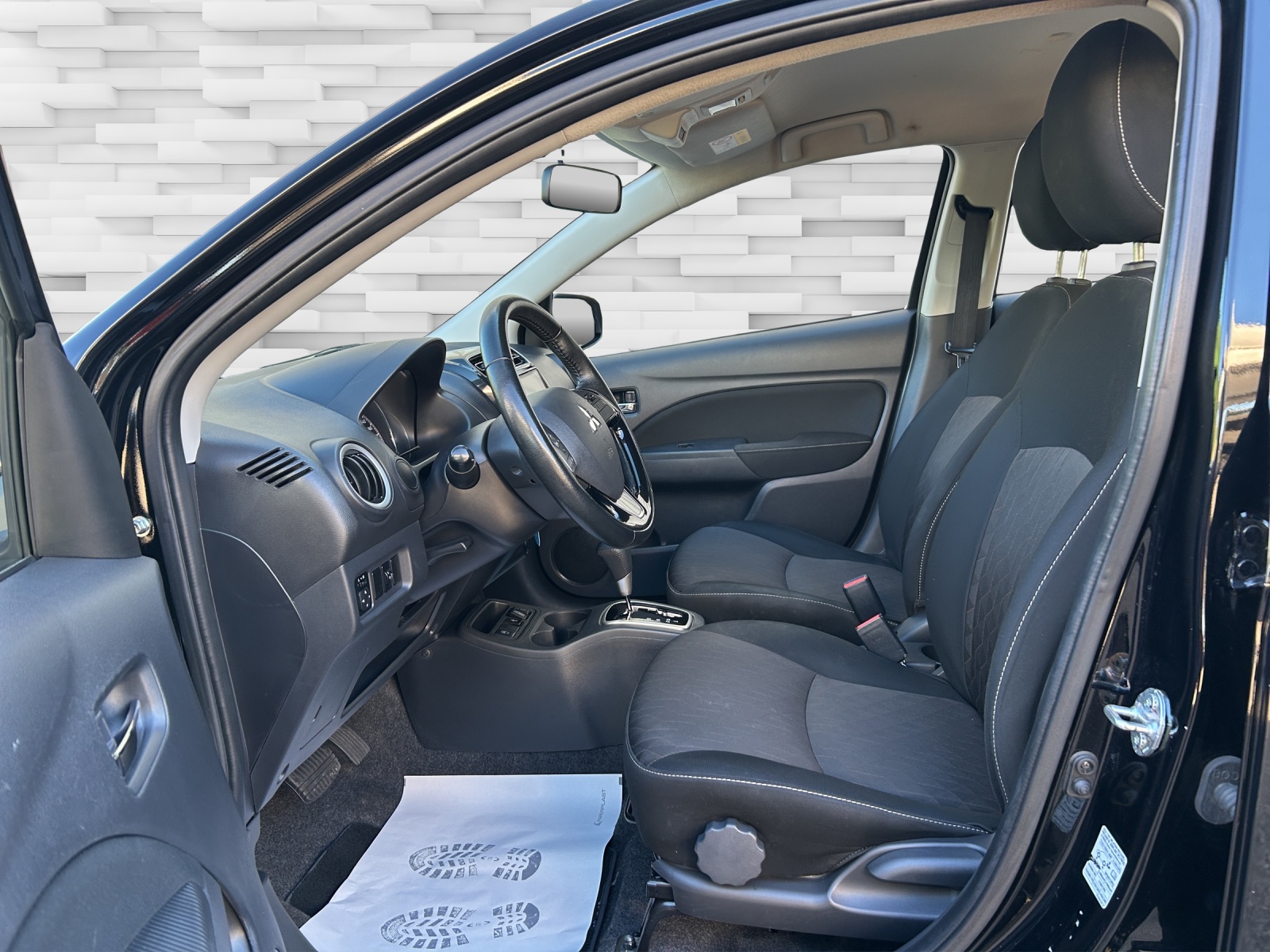 MITSUBISHI Space Star 1.2 CVT Invite-image-6