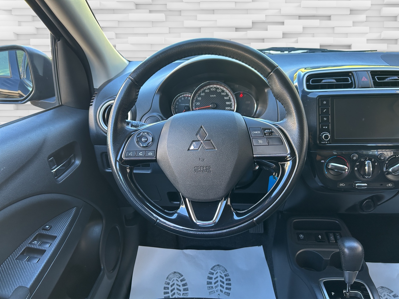 MITSUBISHI Space Star 1.2 CVT Invite-image-11