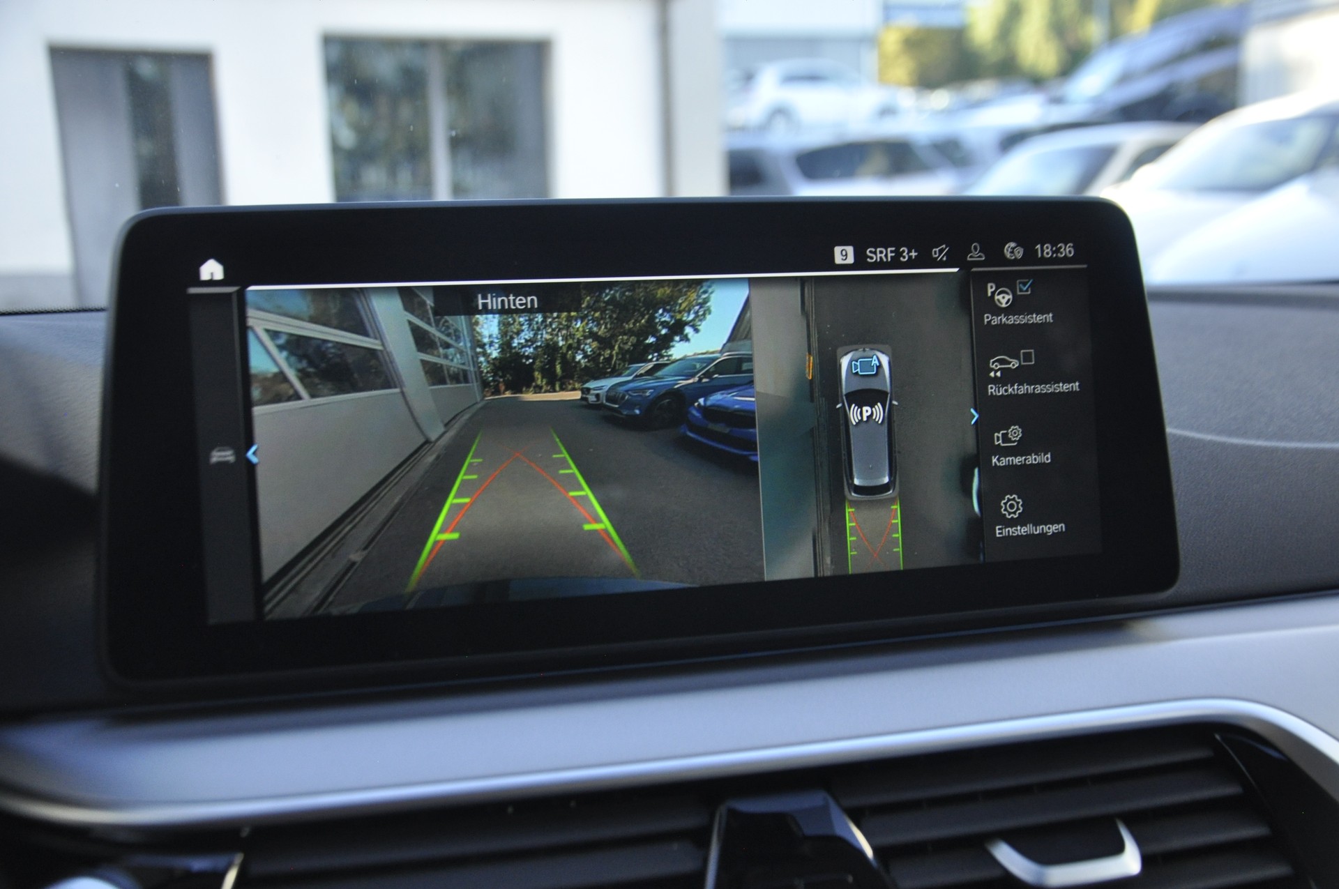 BMW 530e xDrive Touring Steptronic-image-10