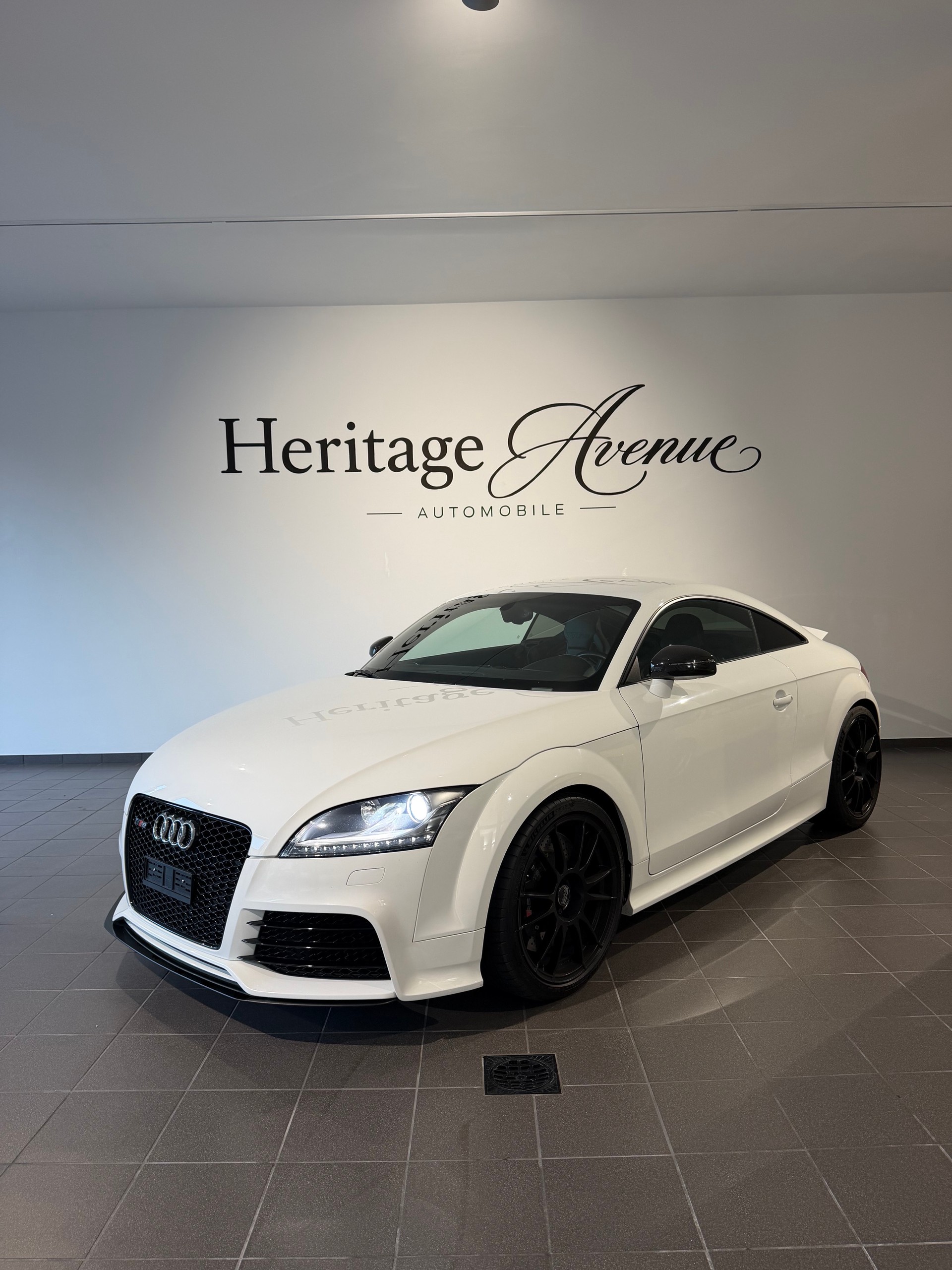 AUDI TT RS plus Coupé 2.5 TFSI quattro S-tronic-image-0