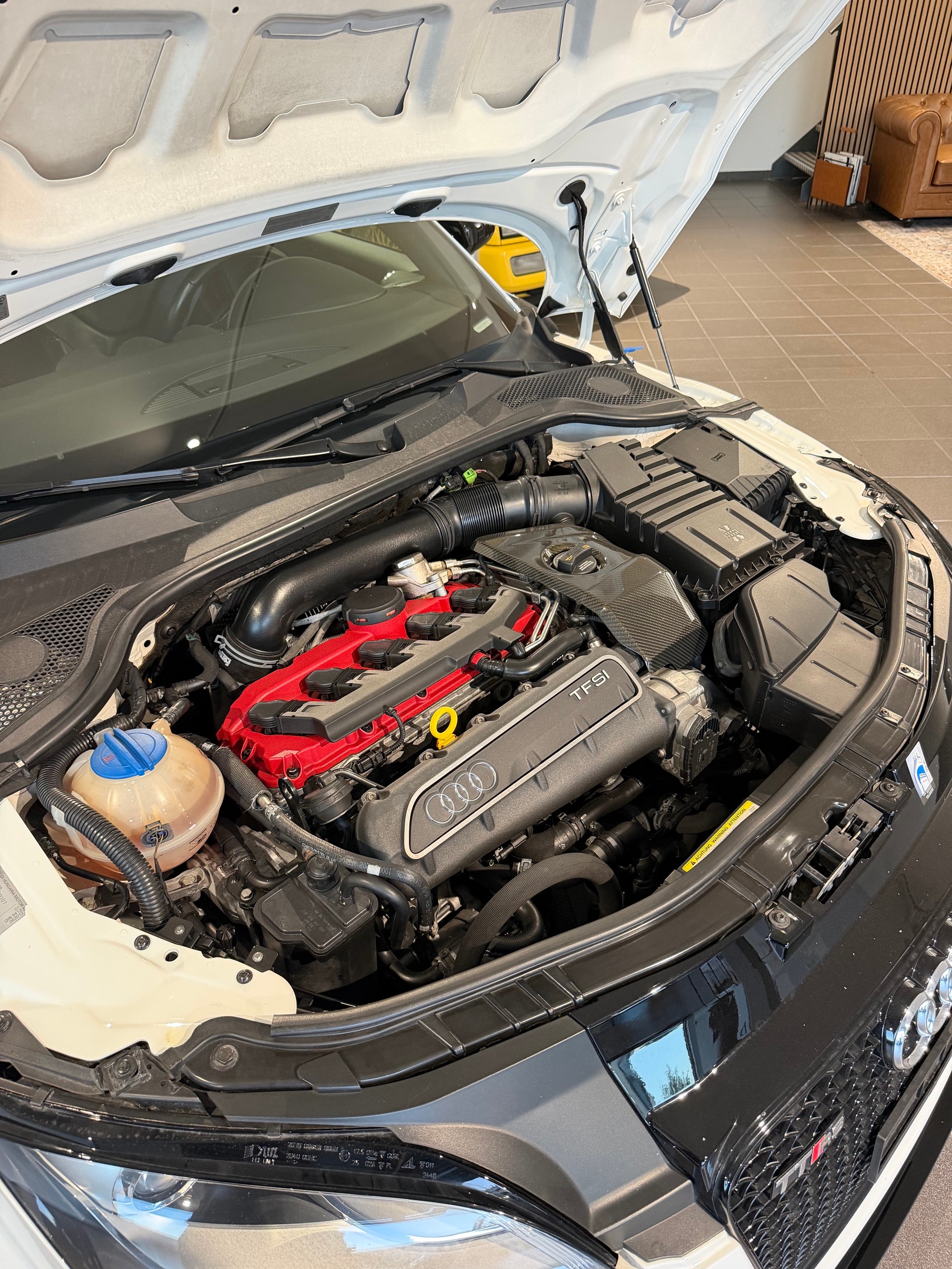 AUDI TT RS plus Coupé 2.5 TFSI quattro S-tronic-image-6