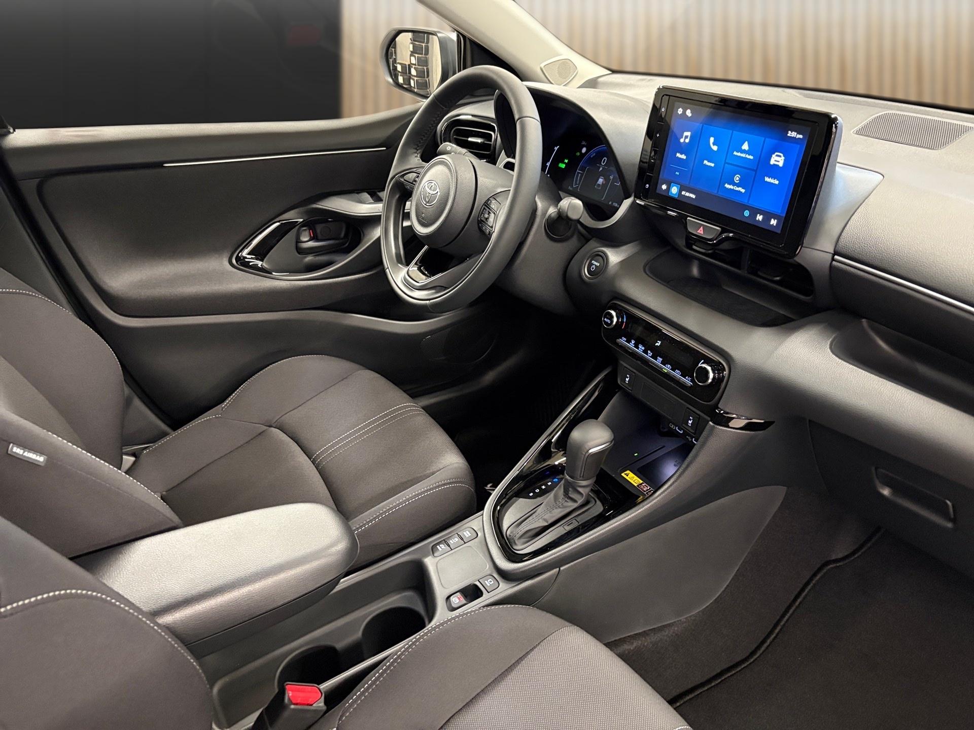 TOYOTA Yaris 1.5 Trend e-CVT-image-15
