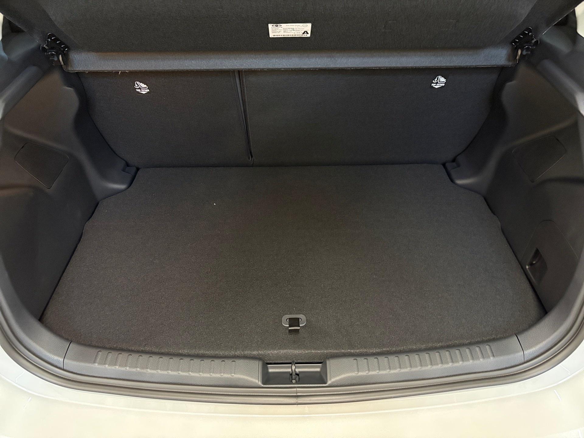 TOYOTA Yaris 1.5 Trend e-CVT-image-10