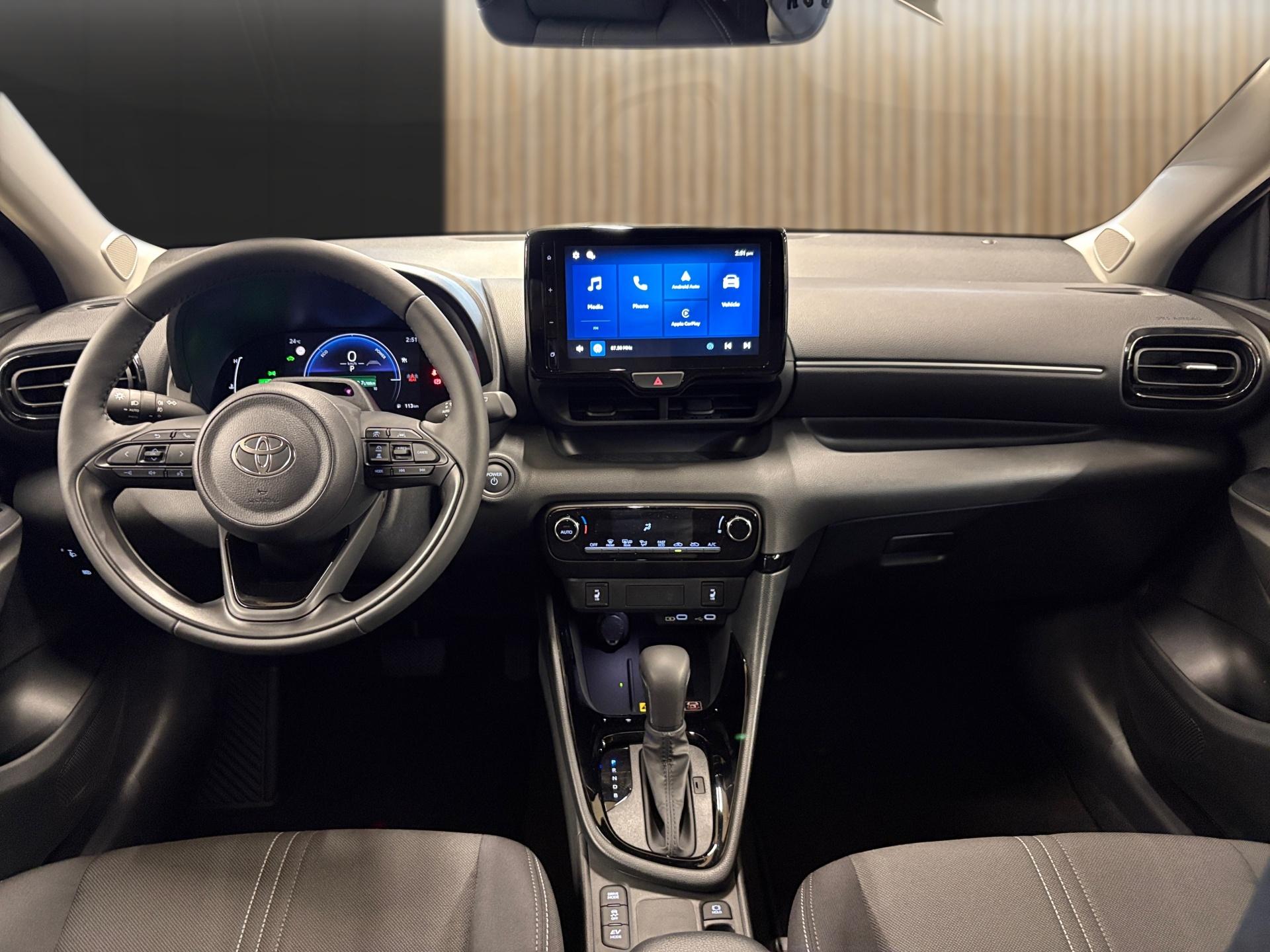 TOYOTA Yaris 1.5 Trend e-CVT-image-13