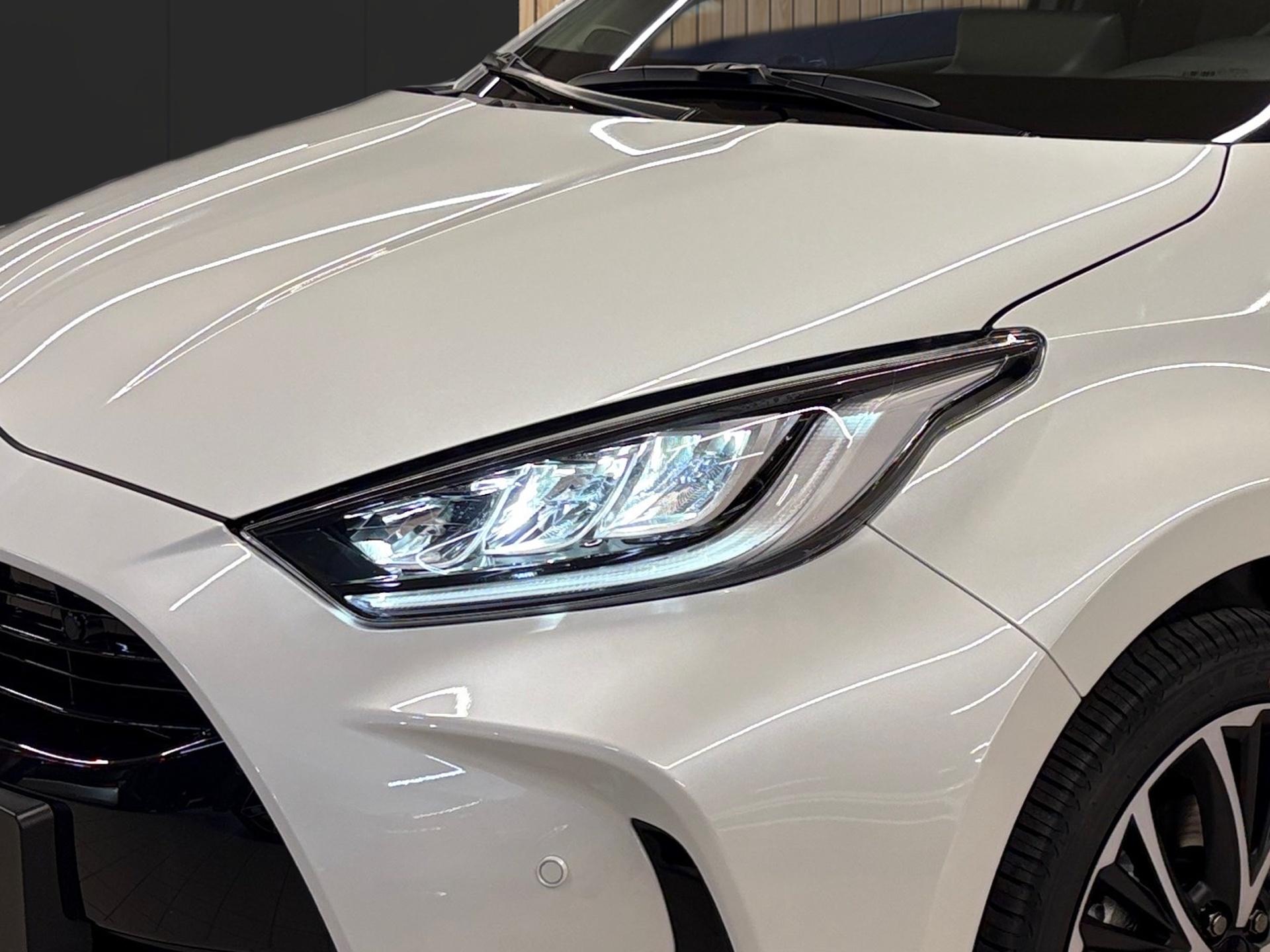 TOYOTA Yaris 1.5 Trend e-CVT-image-8
