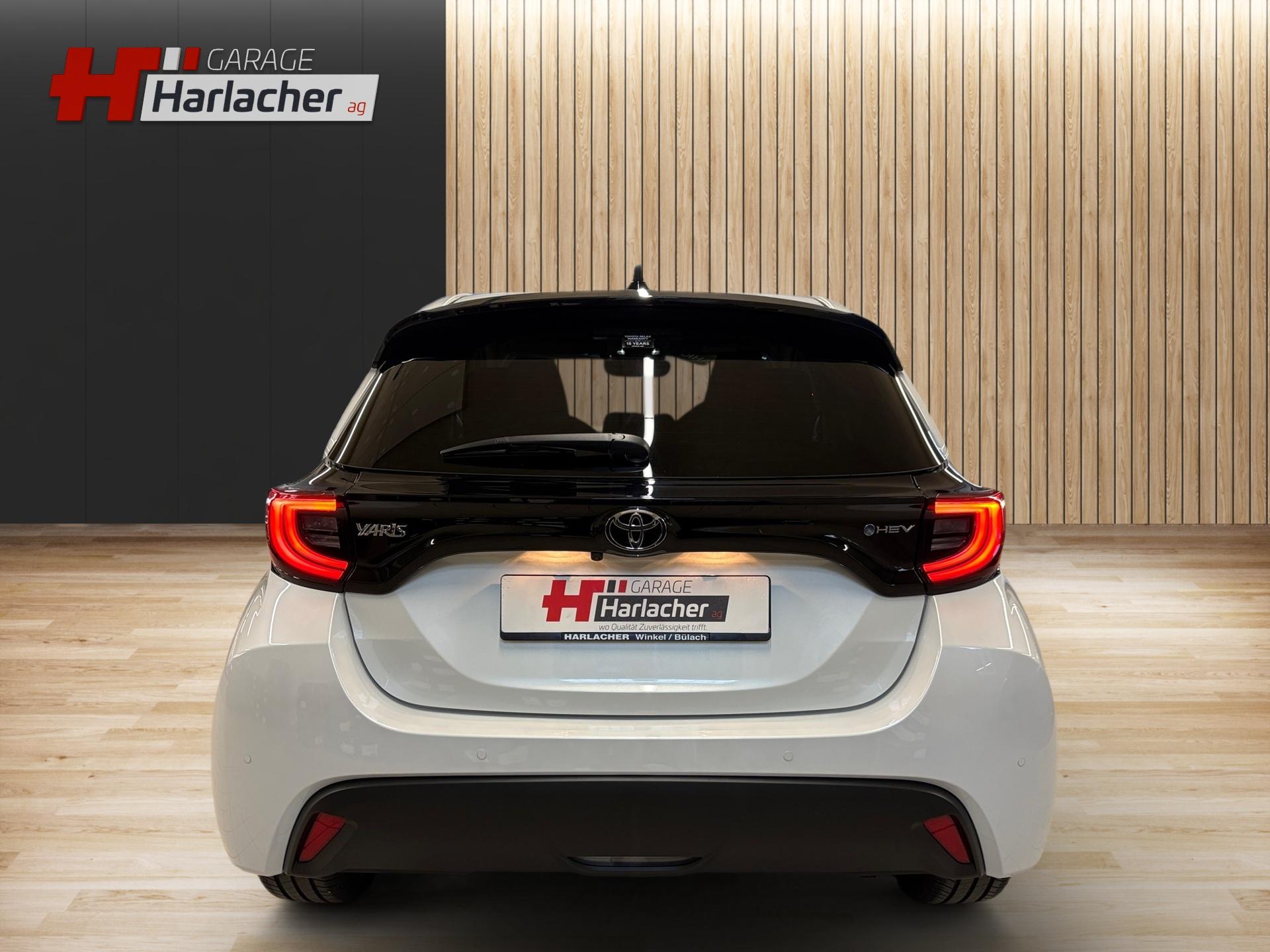 TOYOTA Yaris 1.5 Trend e-CVT-image-5
