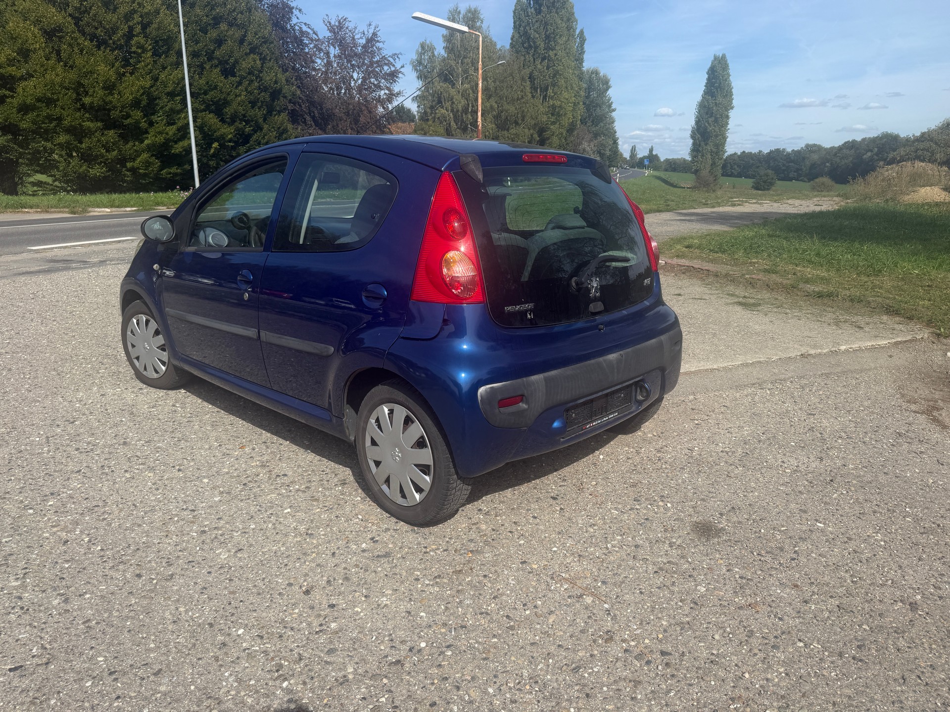 PEUGEOT 107 1.0 City Move-image-5
