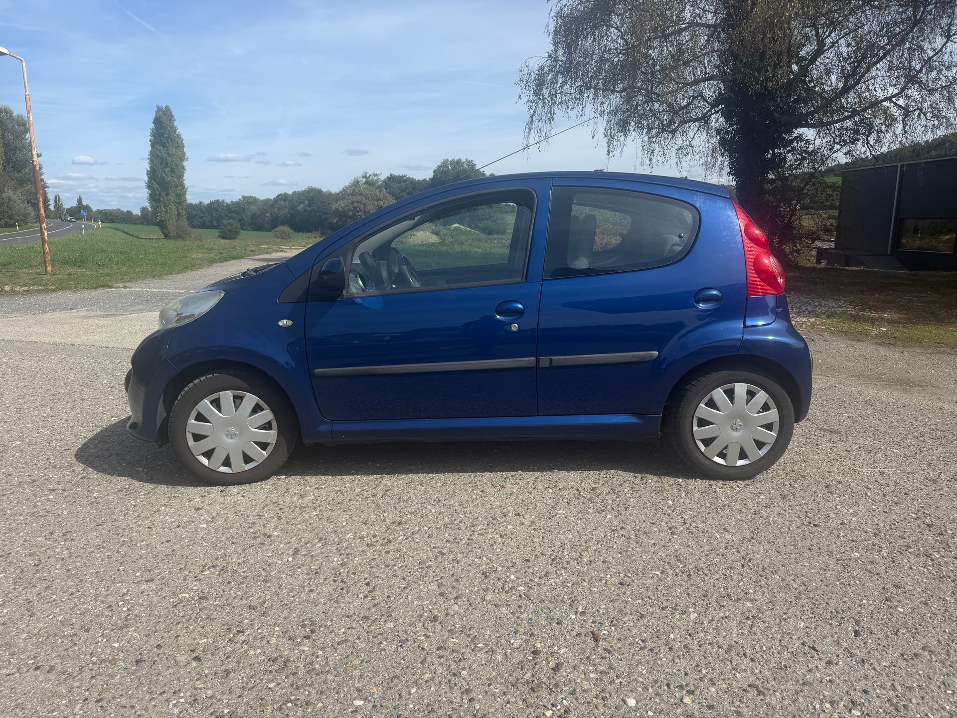 PEUGEOT 107 1.0 City Move-image-6