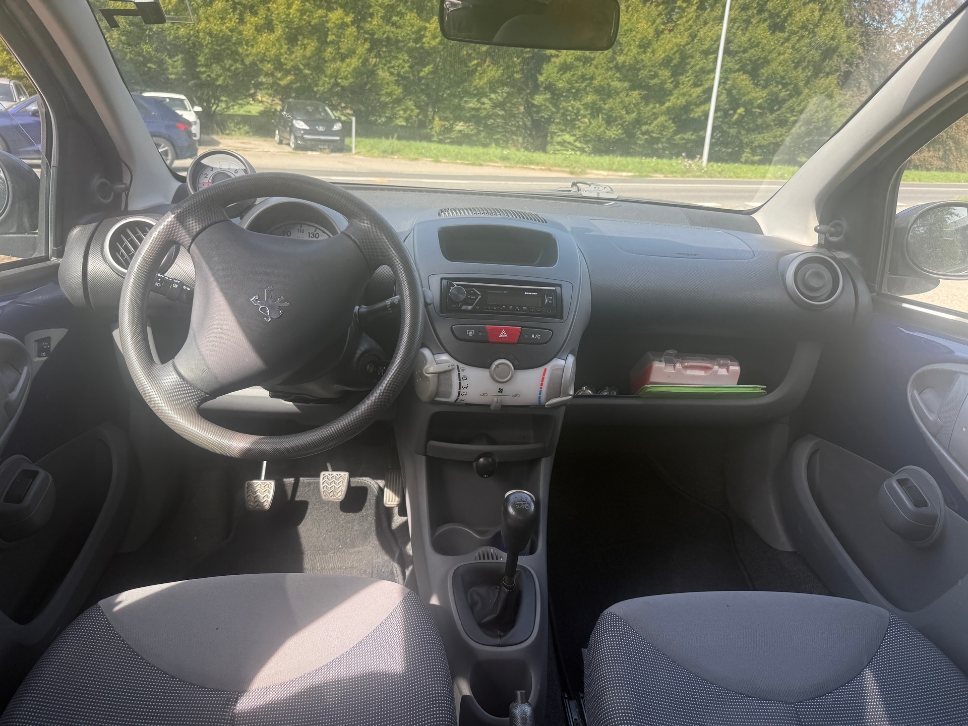 PEUGEOT 107 1.0 City Move-image-8