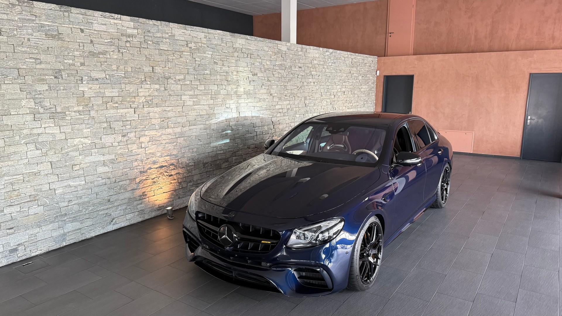 MERCEDES-BENZ E 63 AMG S 4Matic Speedshift MCT-image-3