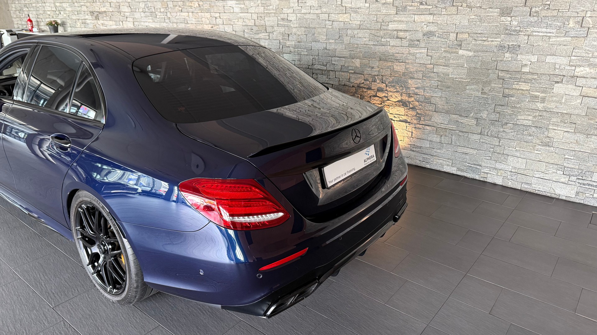 MERCEDES-BENZ E 63 AMG S 4Matic Speedshift MCT-image-6