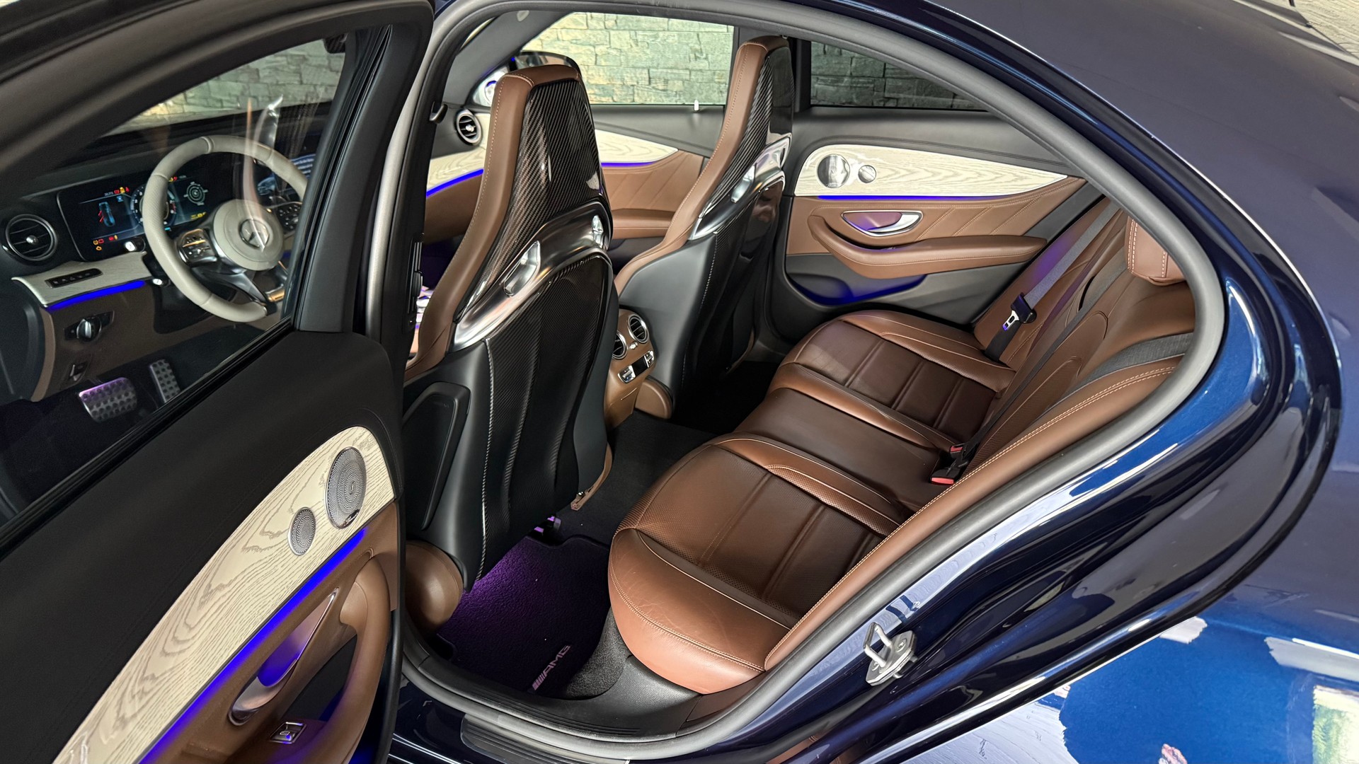 MERCEDES-BENZ E 63 AMG S 4Matic Speedshift MCT-image-12
