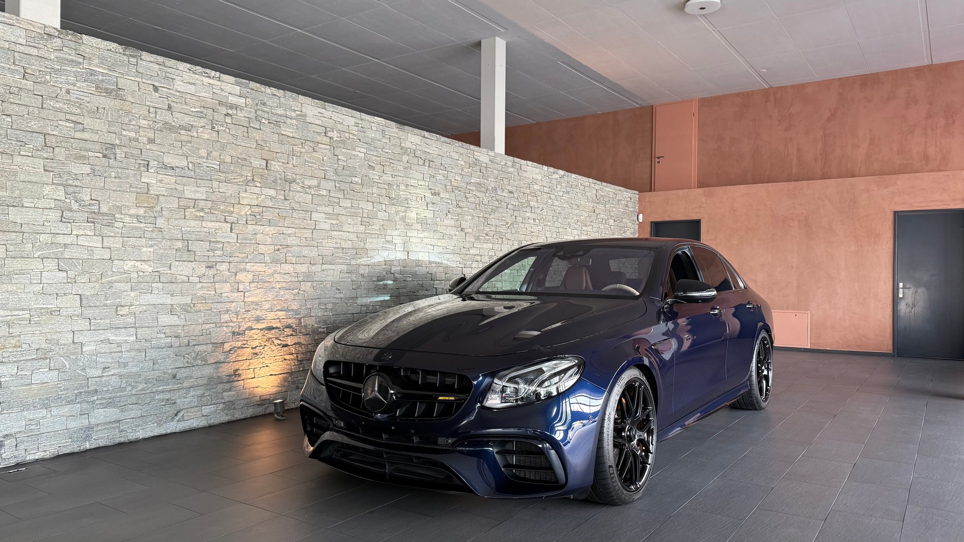 MERCEDES-BENZ E 63 AMG S 4Matic Speedshift MCT-image-1