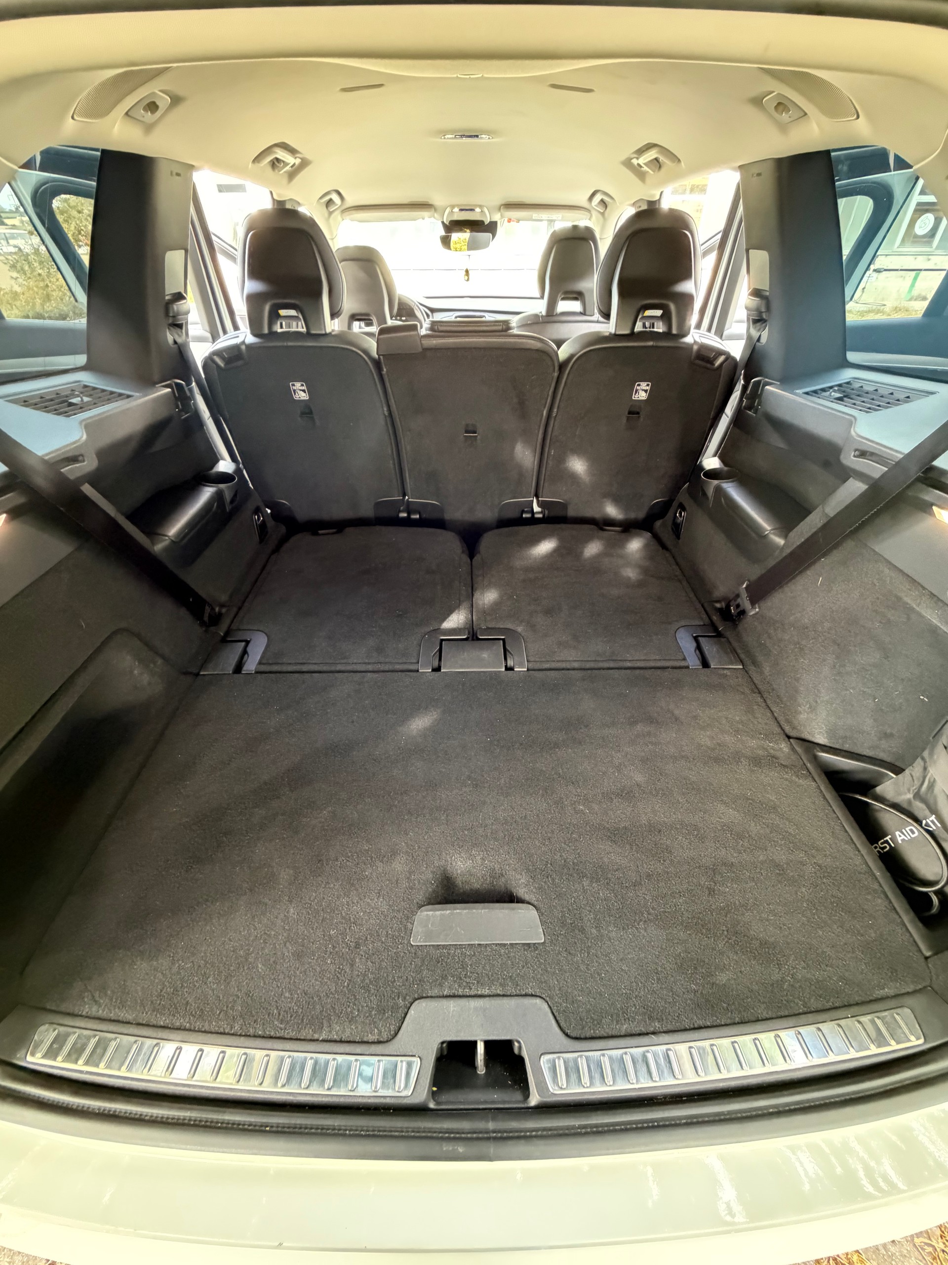 VOLVO XC90 D5 AWD Kinetic Geartronic-image-8