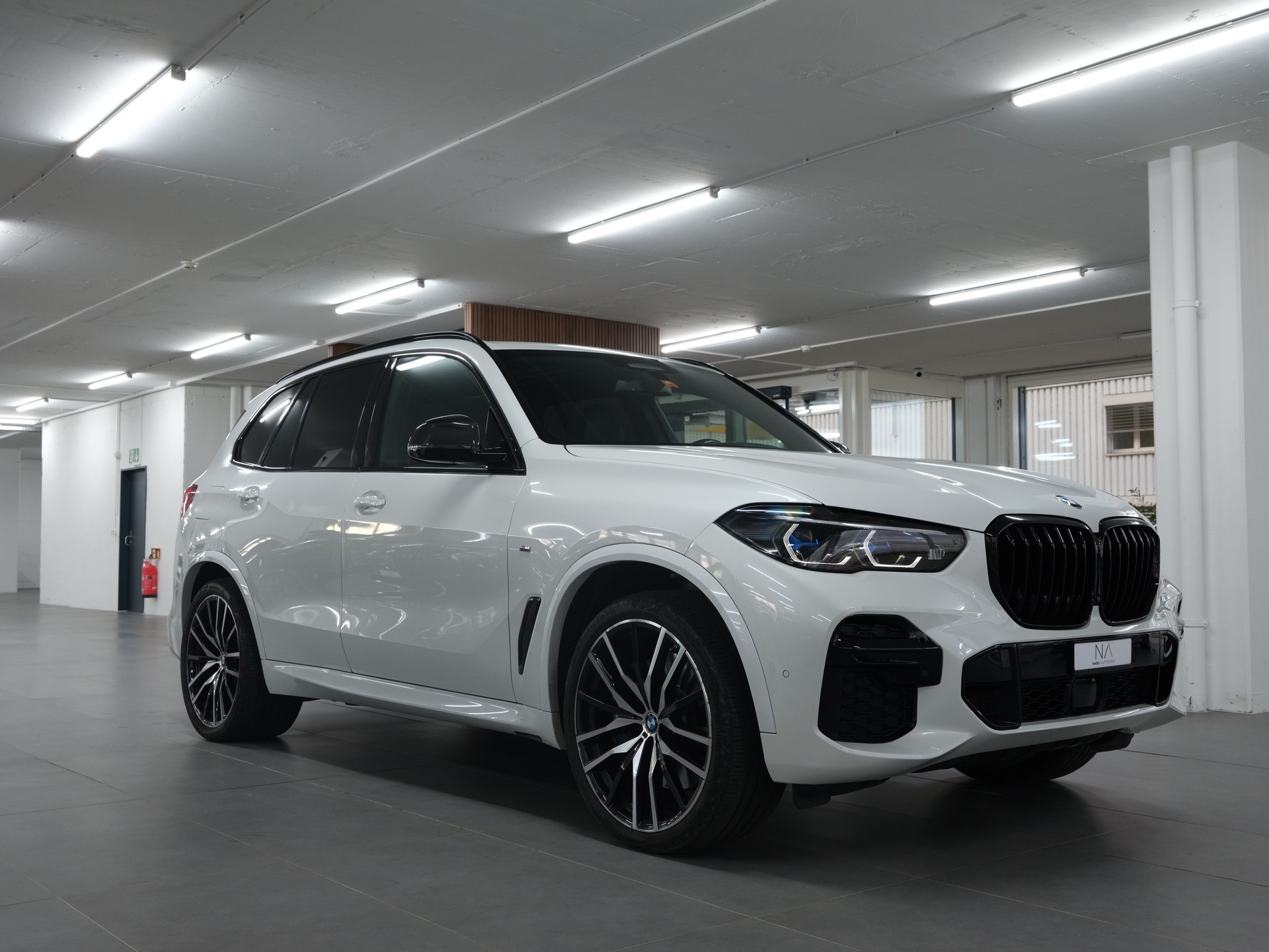 BMW X5 xDrive 48V 40d M Sport Steptronic *Panorama* *360 Kamera* *Massage*-image-1