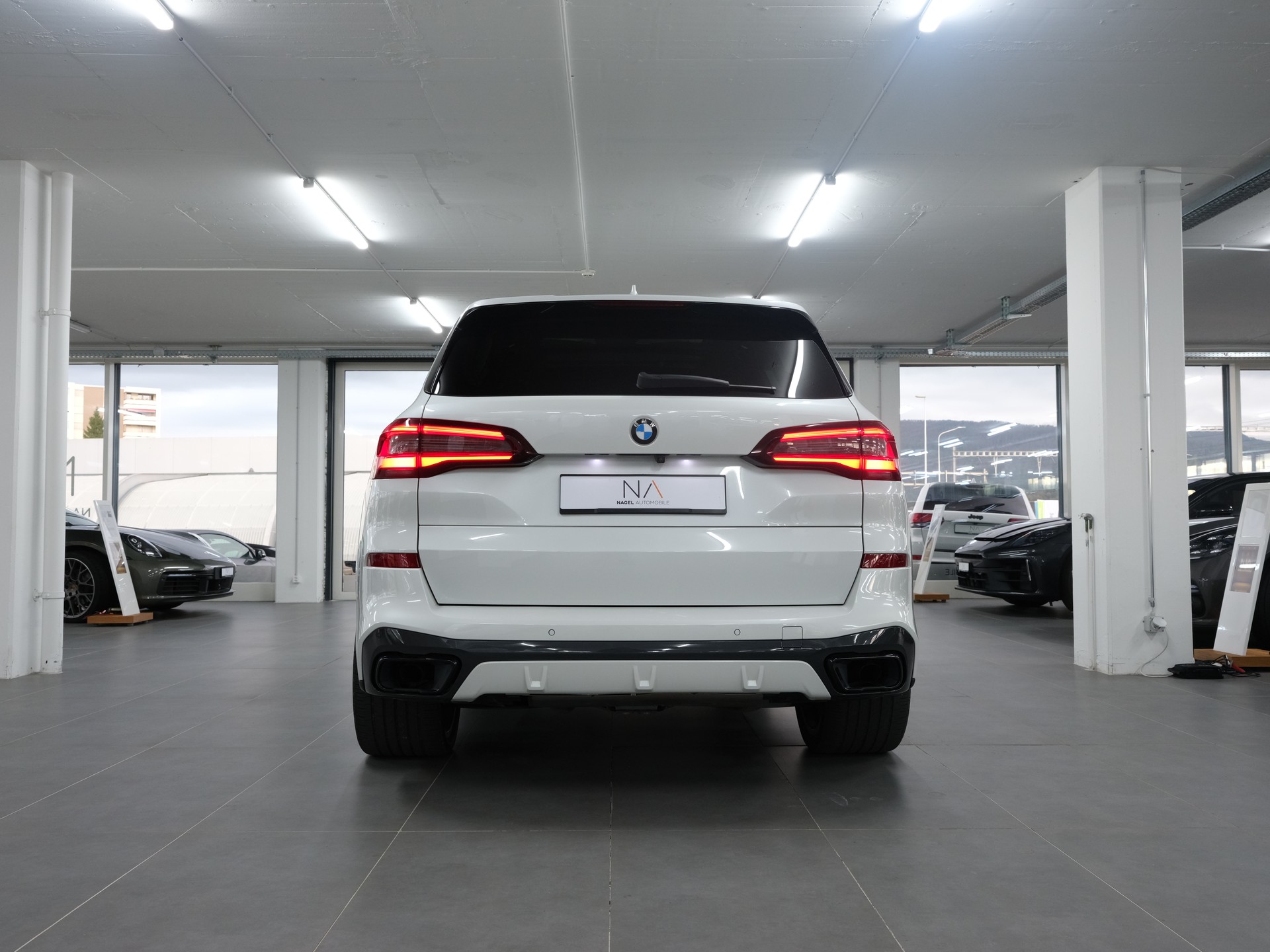 BMW X5 xDrive 48V 40d M Sport Steptronic *Panorama* *360 Kamera* *Massage*-image-4