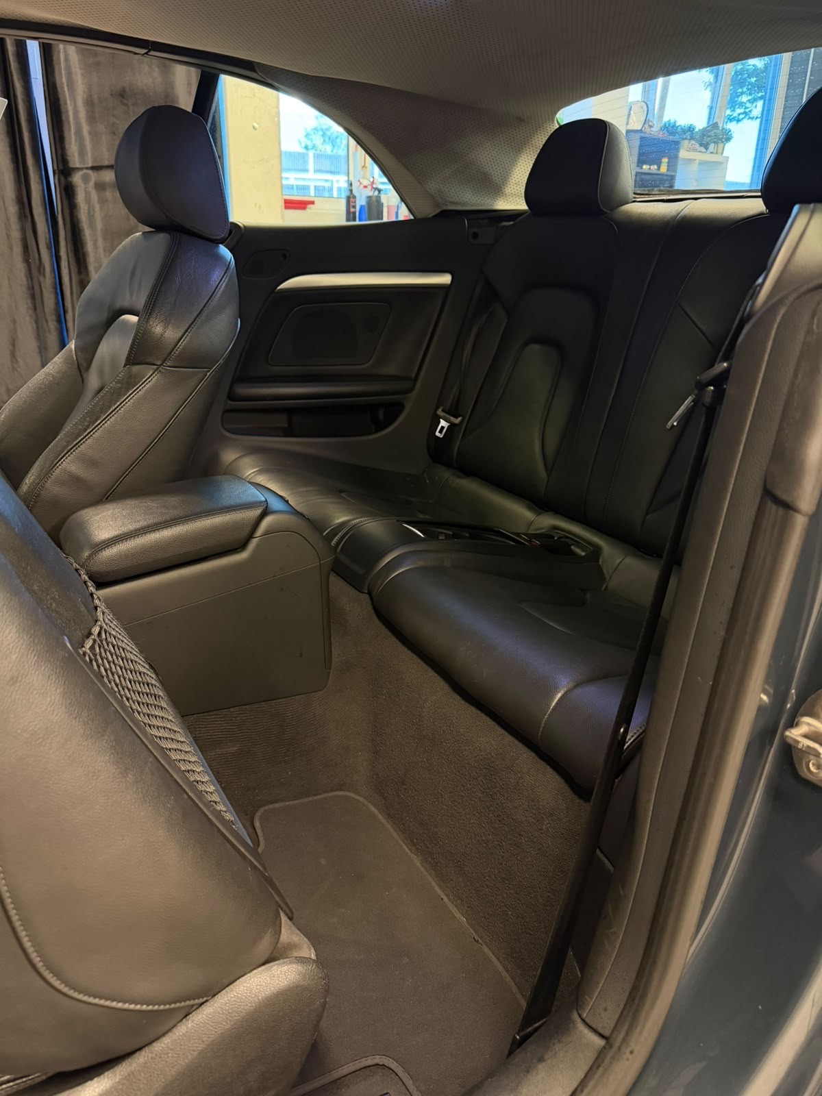 AUDI A5 Cabriolet 3.0 TDI quattro S-tronic-image-11