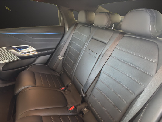 MERCEDES-BENZ C 400 94 kWh 4Matic-image-10