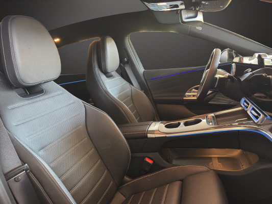 MERCEDES-BENZ C 400 94 kWh 4Matic-image-11