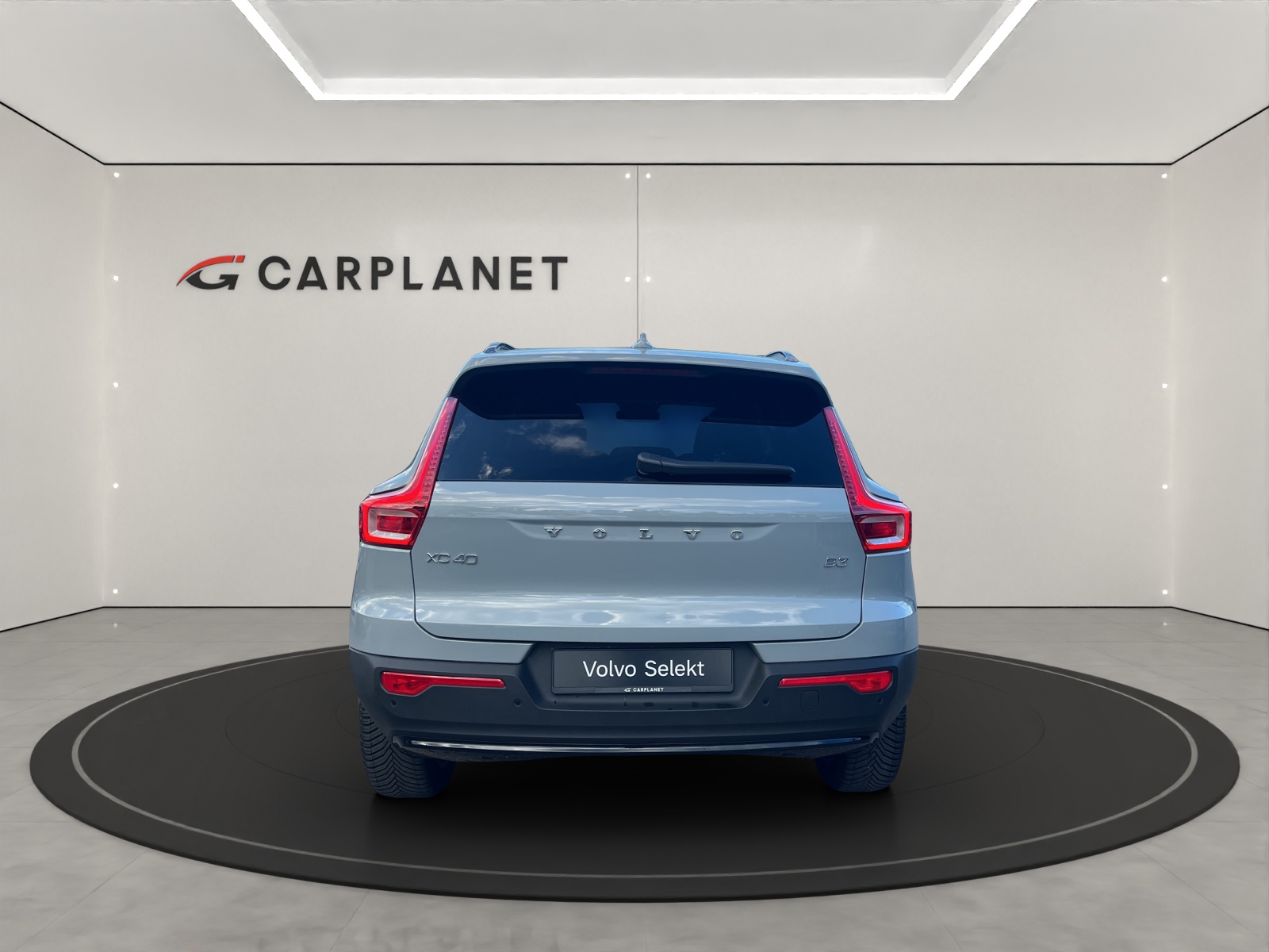 VOLVO XC40 2.0 B3 MH Plus Dark .-image-6