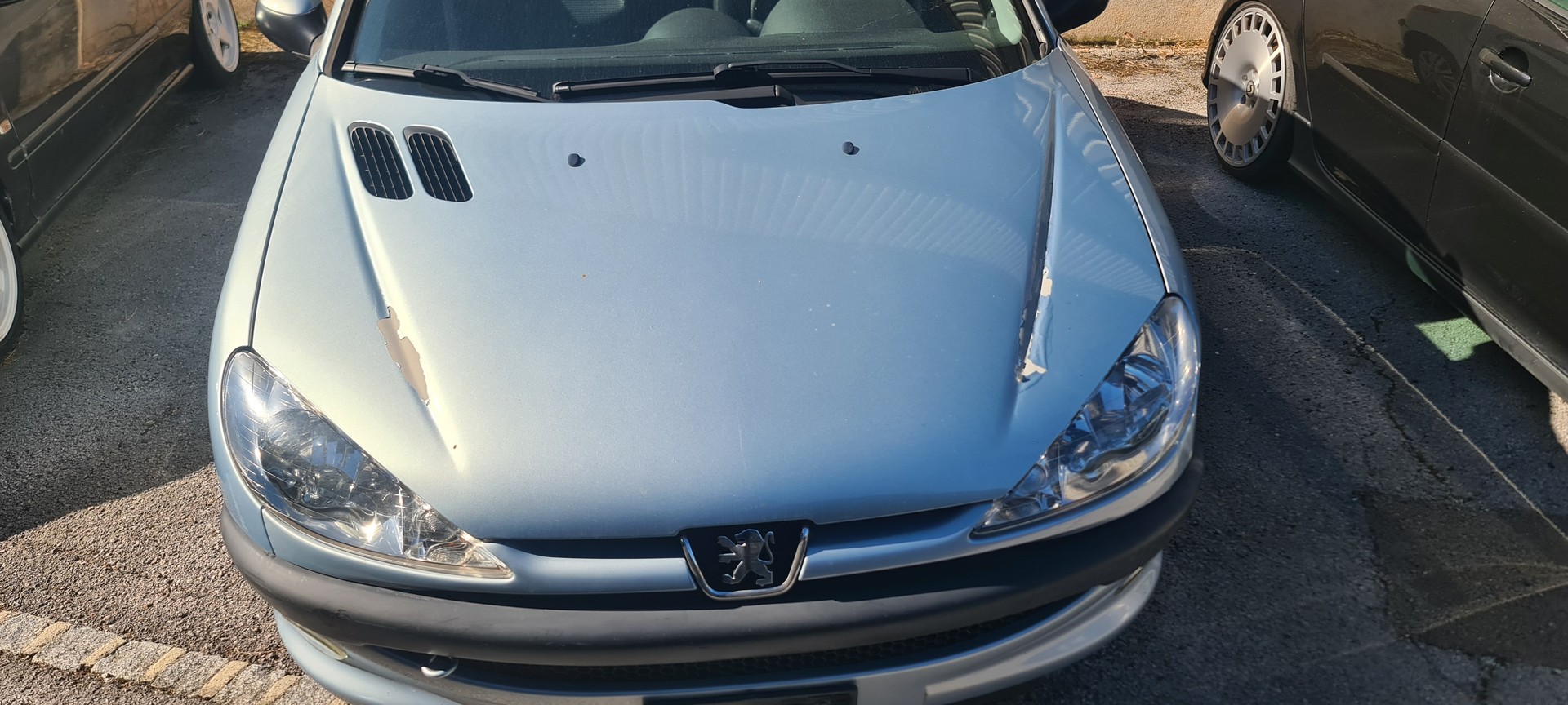 PEUGEOT 206 1.4 16V XS Sport-image-2