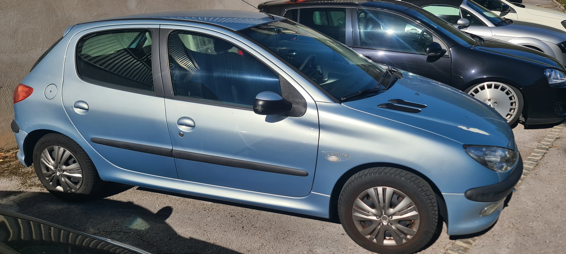PEUGEOT 206 1.4 16V XS Sport-image-1