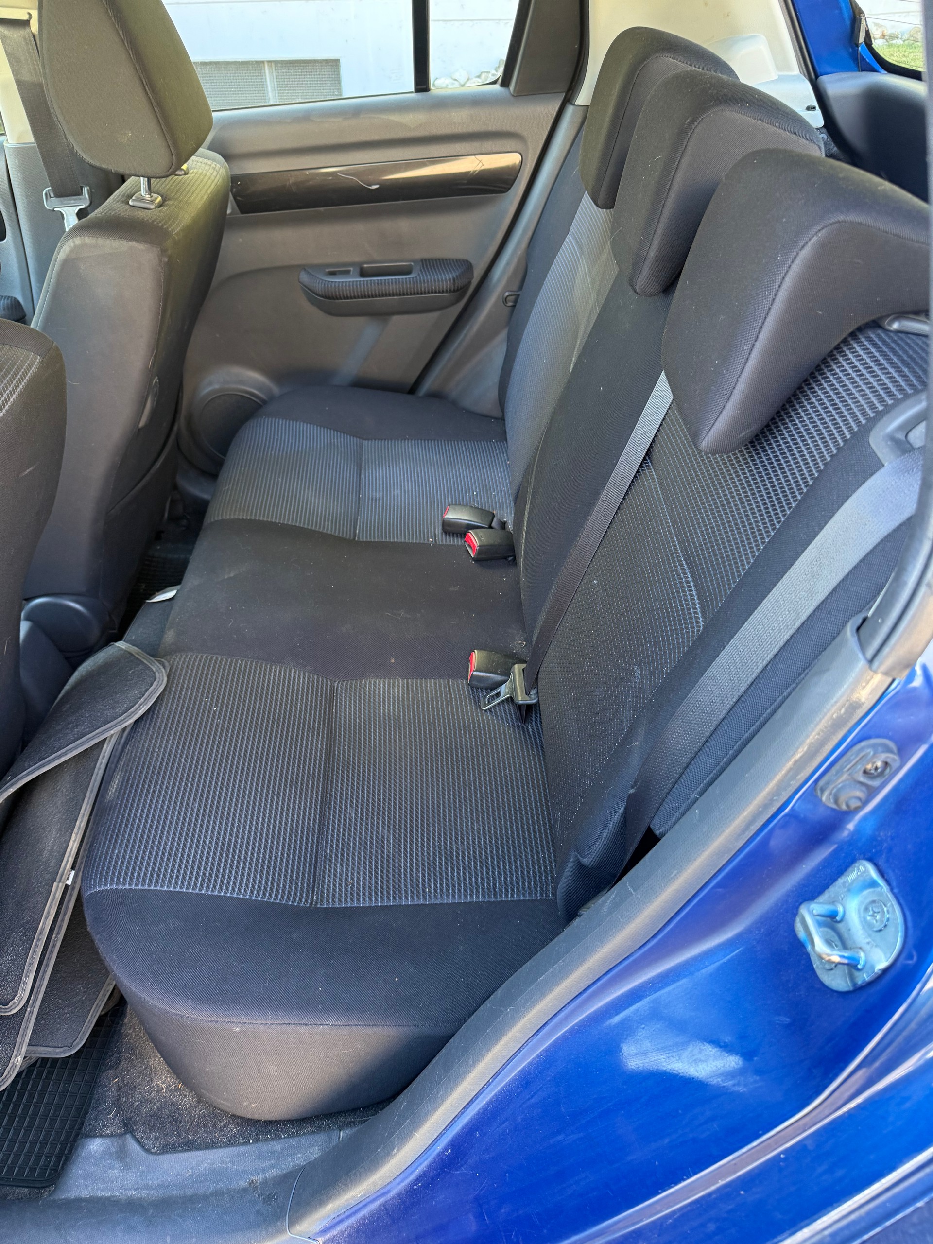 SUZUKI Swift 1.3i 16V GL Top 4x4-image-8