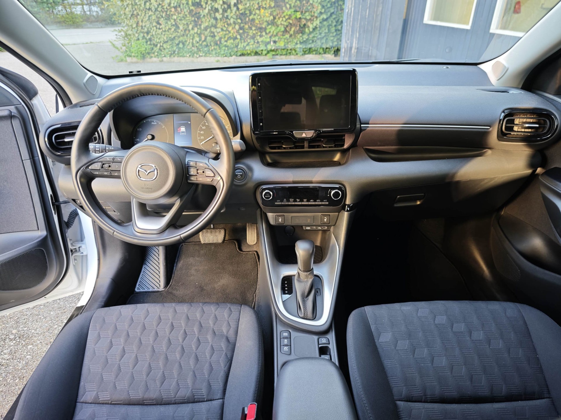 MAZDA 2 Hybrid Exclusive-line-image-6