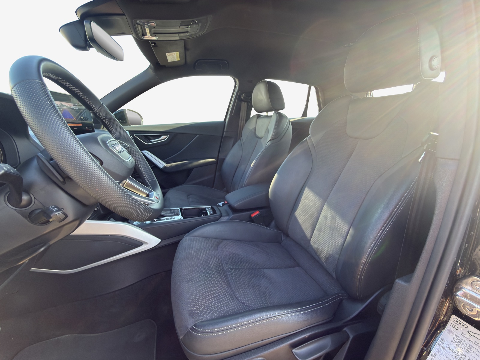 AUDI Q2 40 TFSI S line quattro S-tronic-image-7