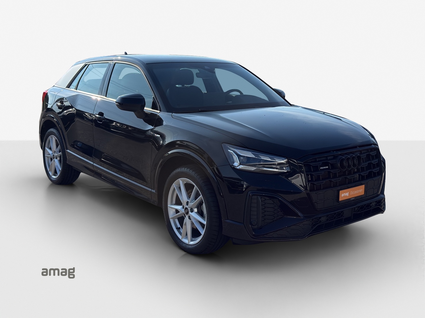 AUDI Q2 40 TFSI S line quattro S-tronic-image-5