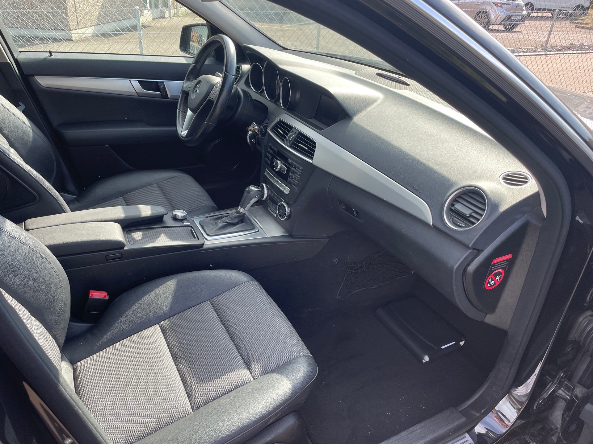 MERCEDES-BENZ C 180 BlueEfficiency Avantgarde 7G-Tronic-image-7
