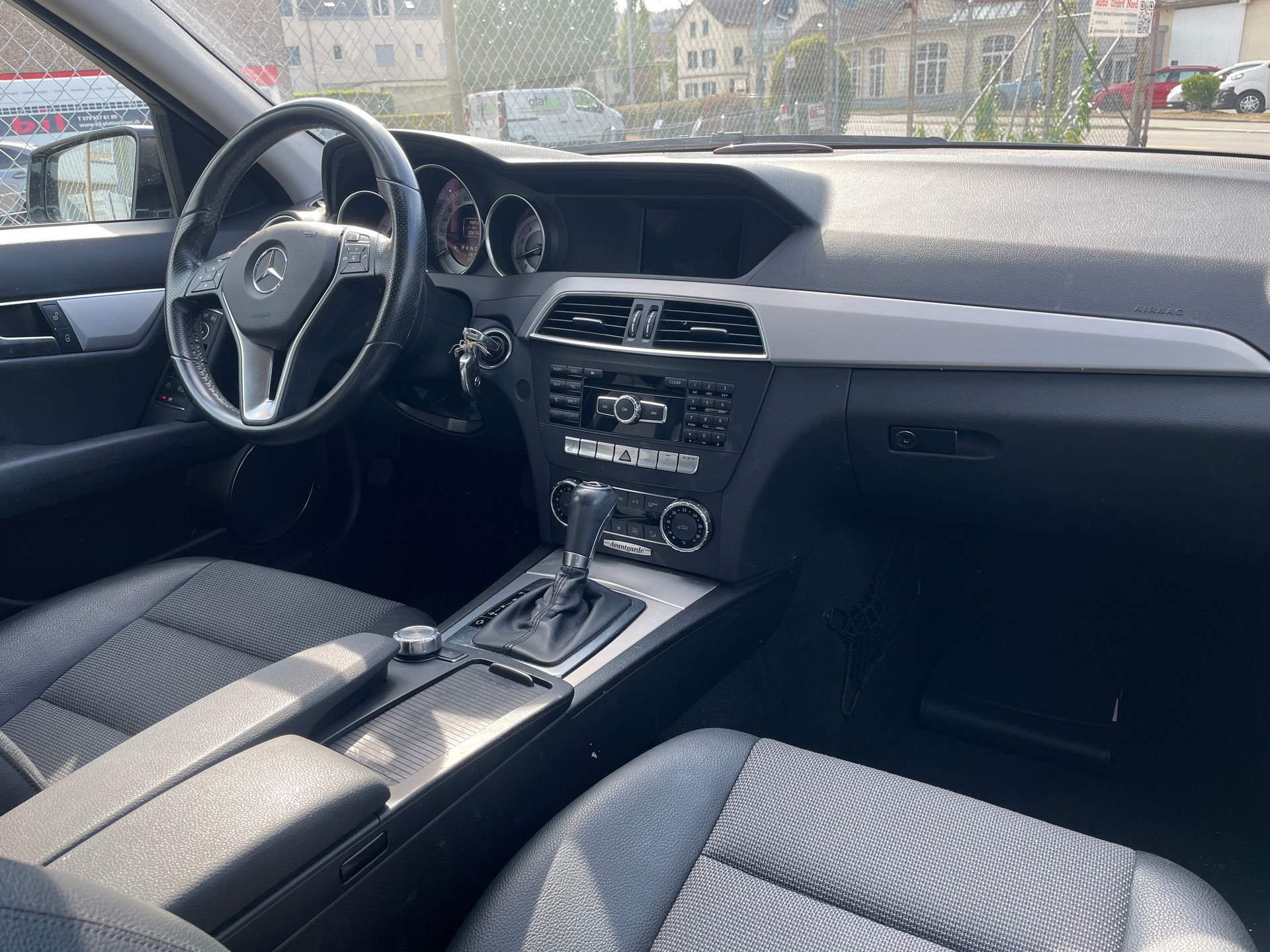 MERCEDES-BENZ C 180 BlueEfficiency Avantgarde 7G-Tronic-image-9