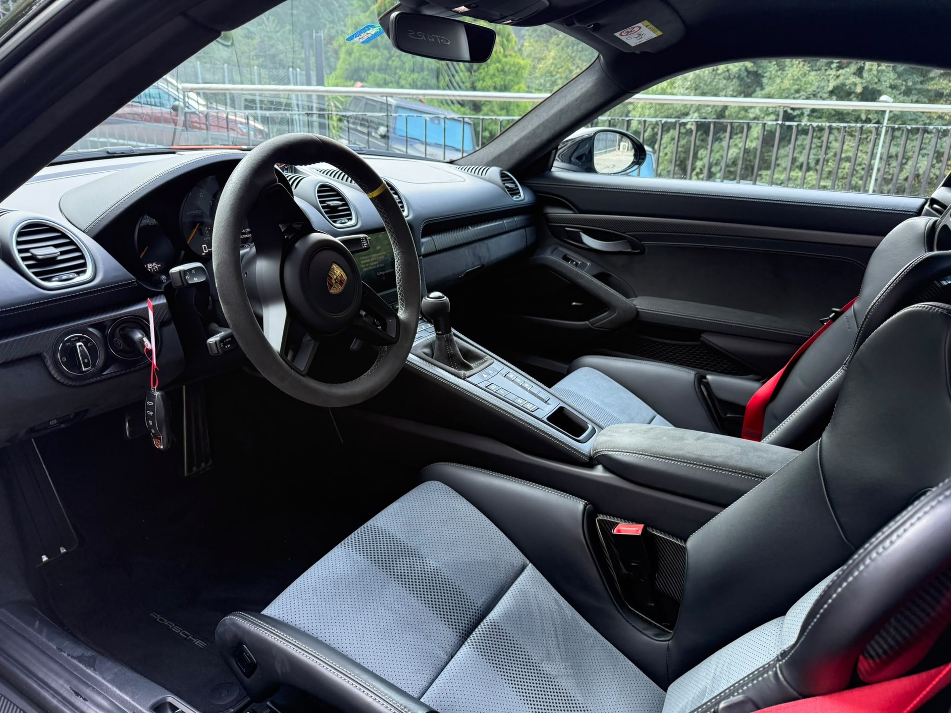 PORSCHE 718 Cayman GT4 RS PDK-image-9