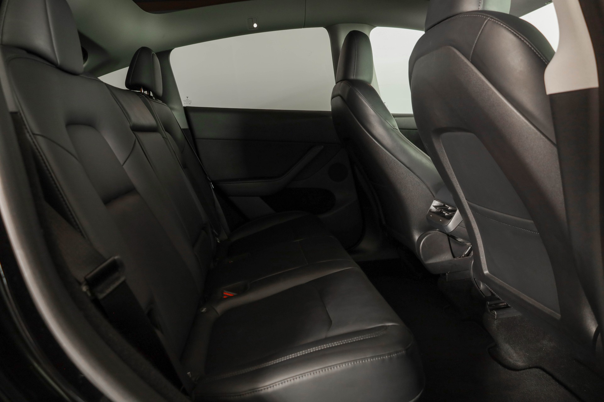 TESLA Model Y RWD • Jantes 20" Induction • Autopilot • Garantie Tesla 11.2027-image-15