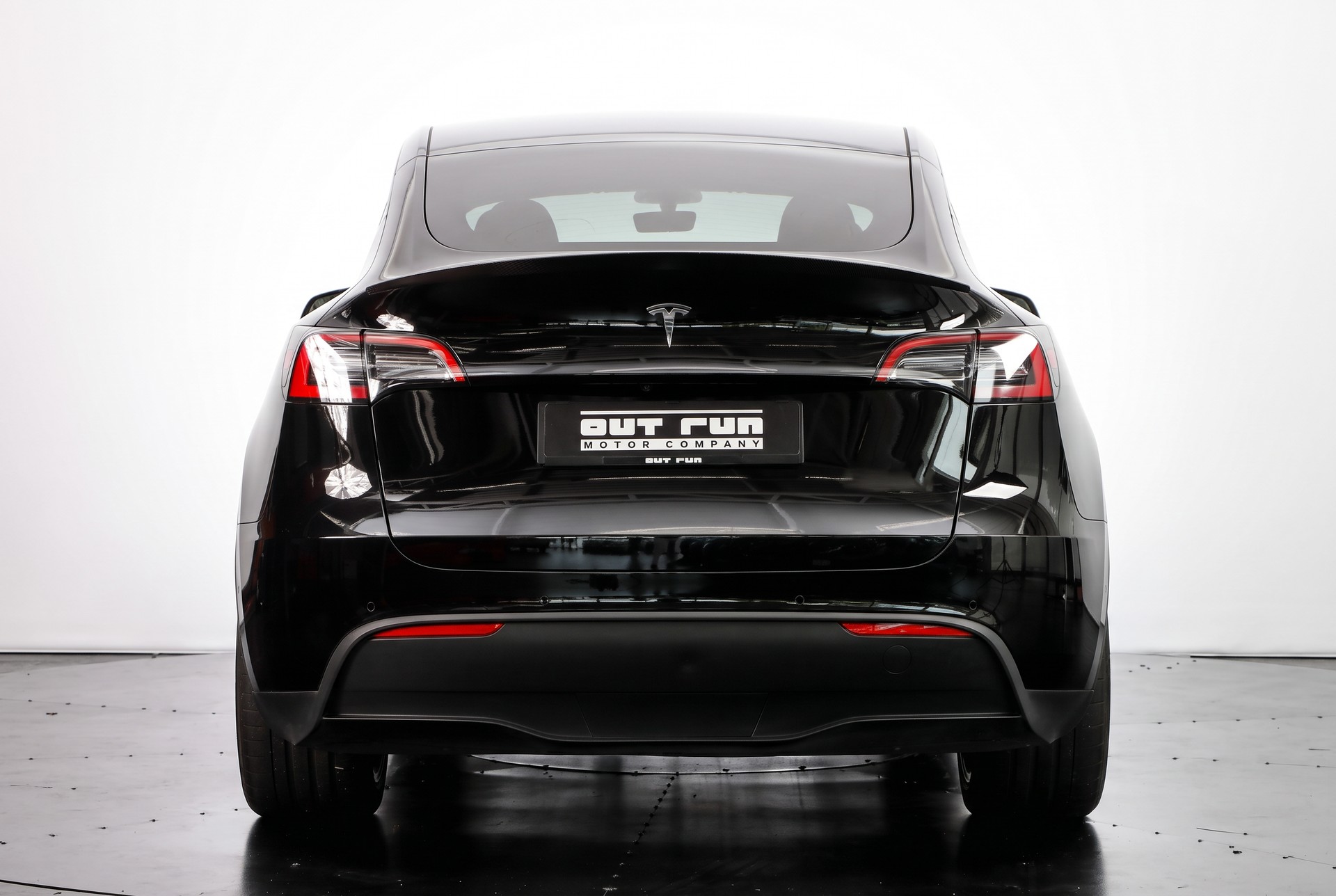 TESLA Model Y RWD • Jantes 20" Induction • Autopilot • Garantie Tesla 11.2027-image-2