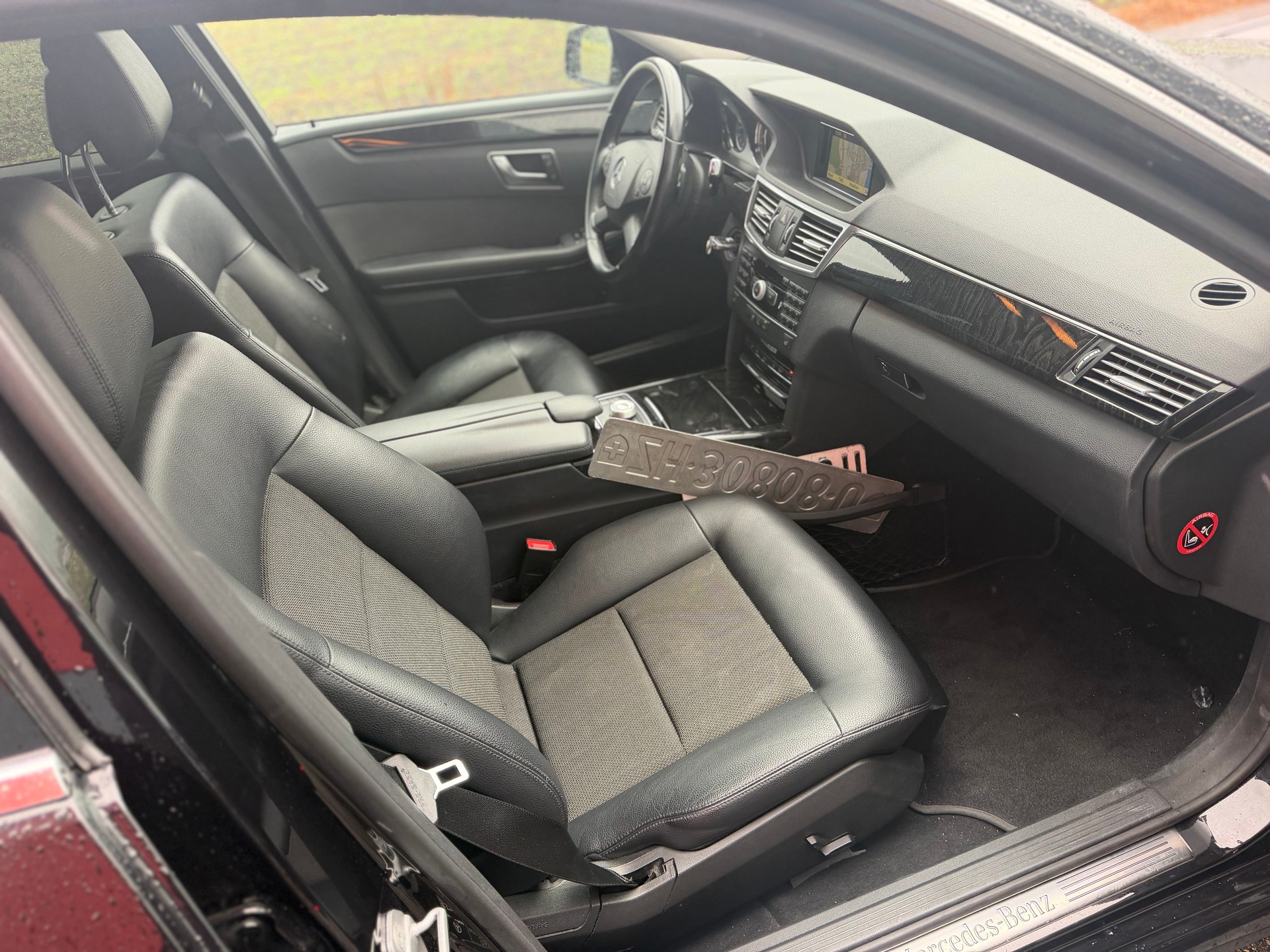 MERCEDES-BENZ E 250 CDI BlueEfficiency 4Matic 7G-Tronic-image-15