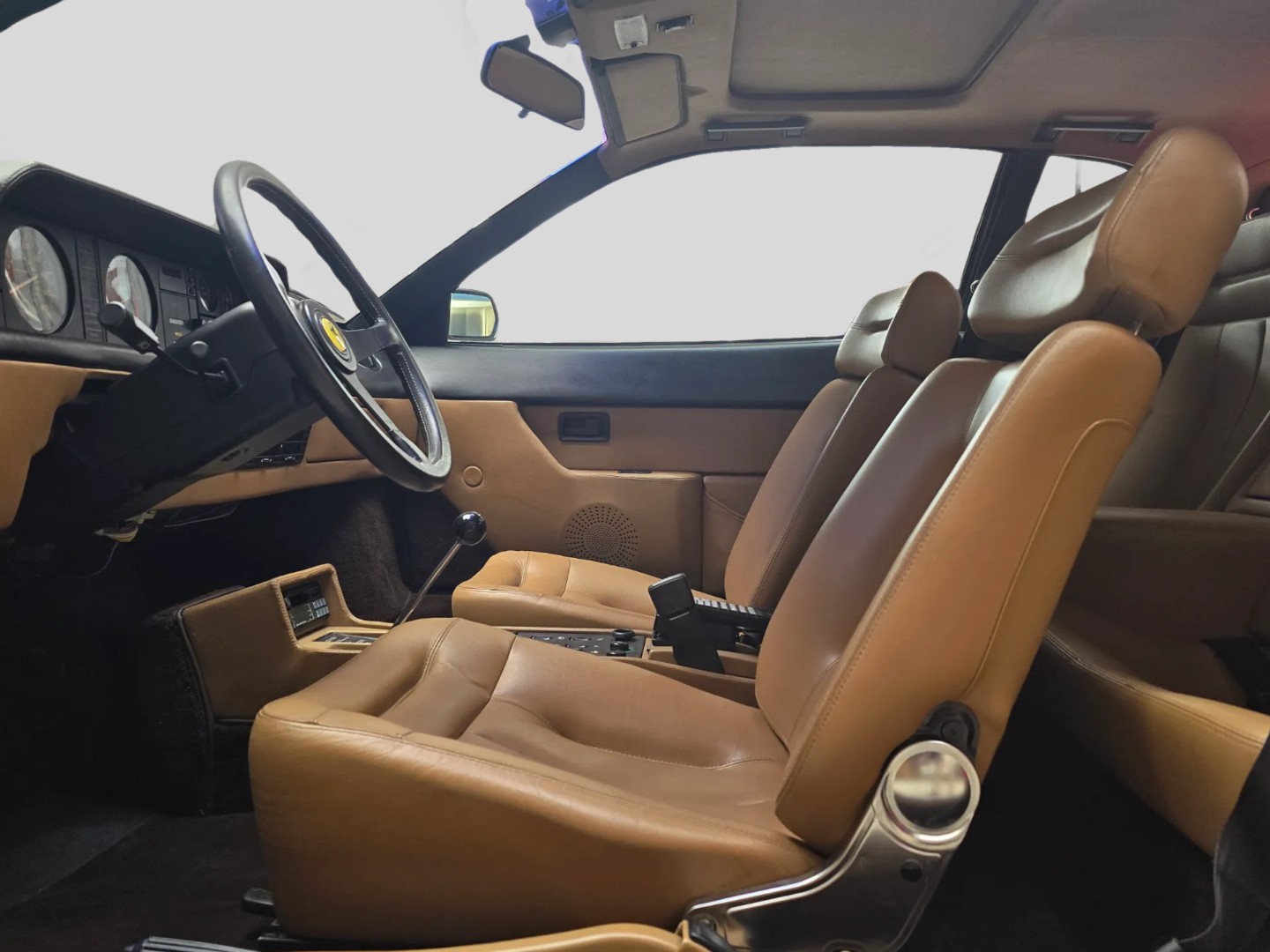 FERRARI Mondial 3.2-image-9