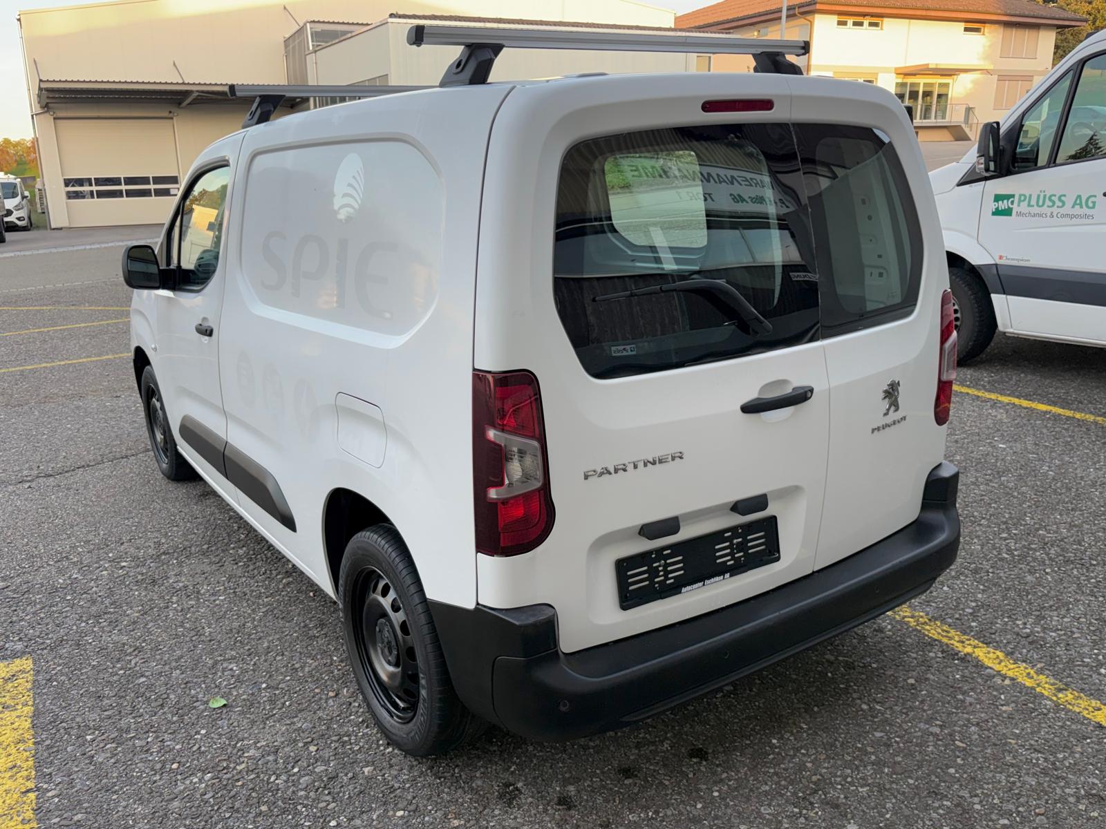 PEUGEOT Partner 1.2 Pure Tech EAT8 MFK & SERVICE 10.2026-image-4