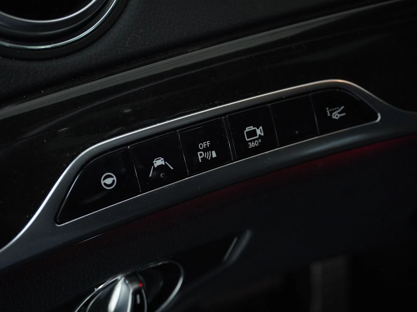 MERCEDES-BENZ S 500 4Matic 7G-Tronic AMG Line-image-6