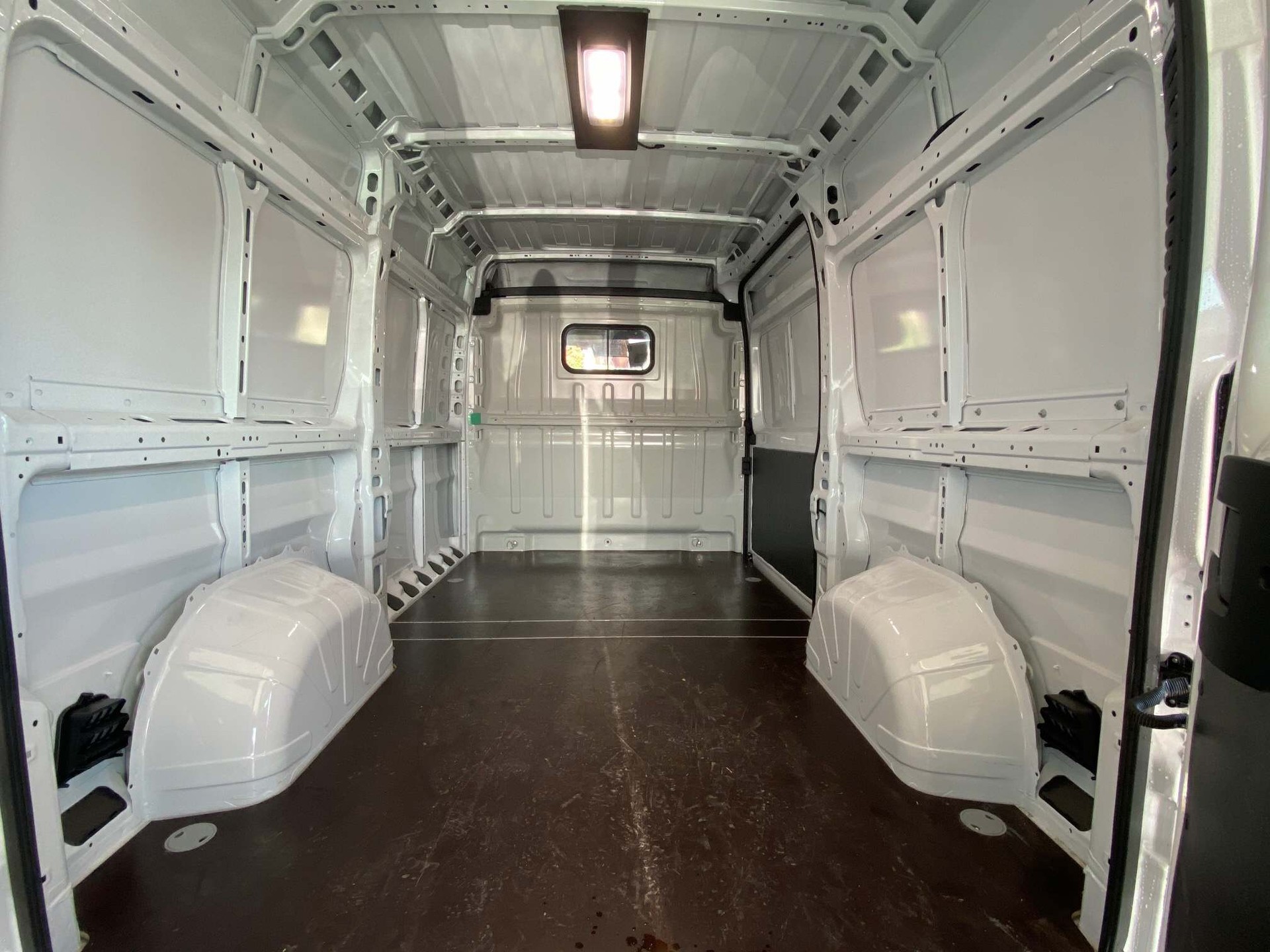 FIAT Ducato E-Ducato 35 3450 L2H2 47 kWh-image-4