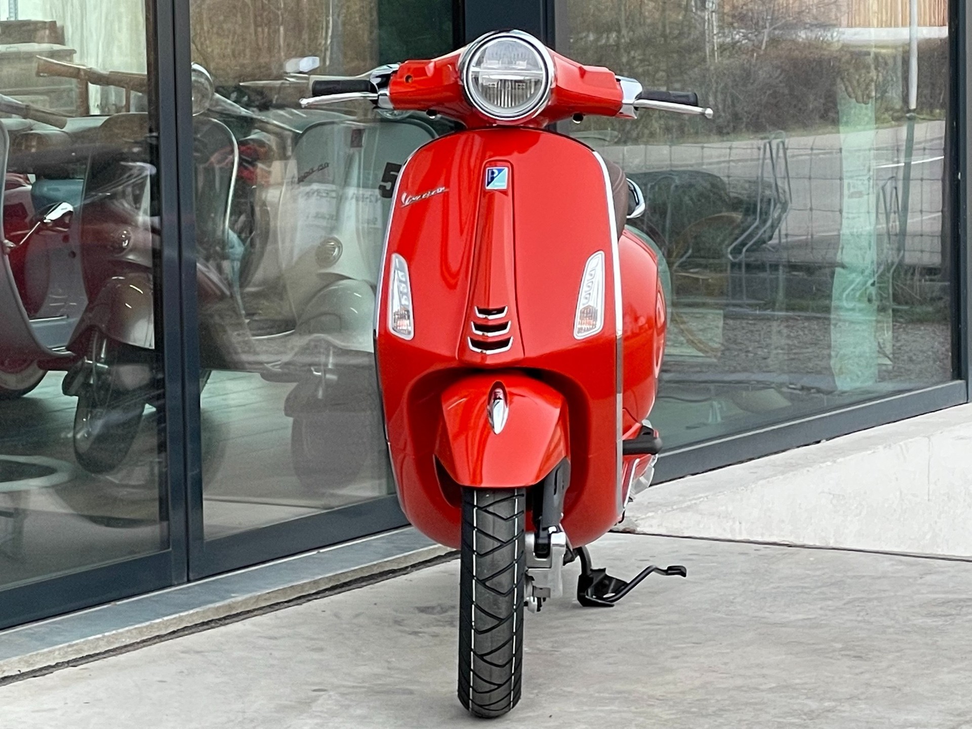 PIAGGIO Vespa 125 Primavera ABS-image-1