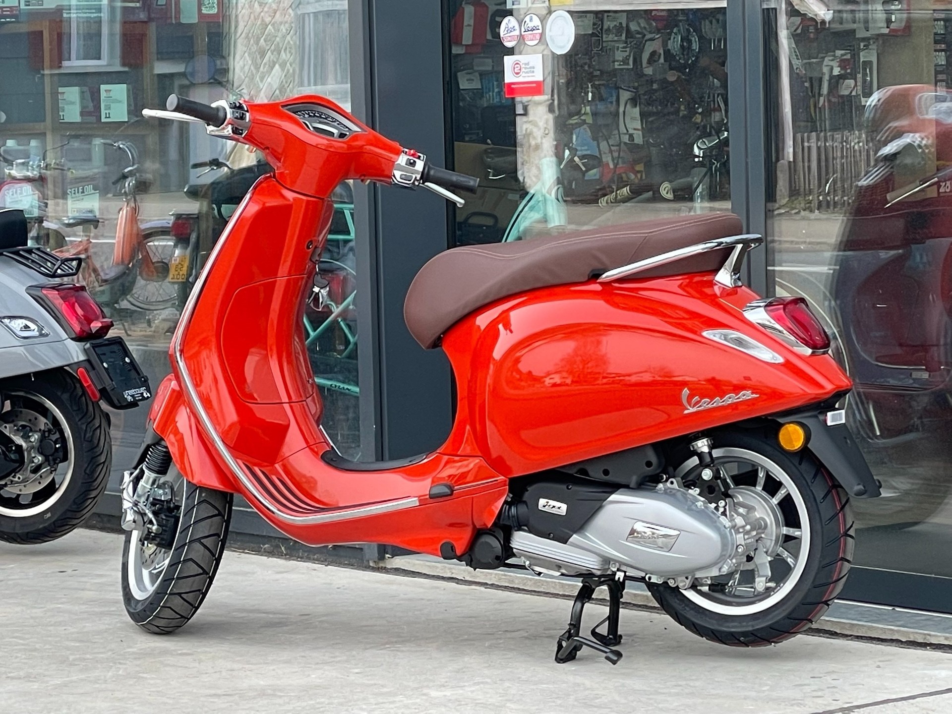 PIAGGIO Vespa 125 Primavera ABS-image-11
