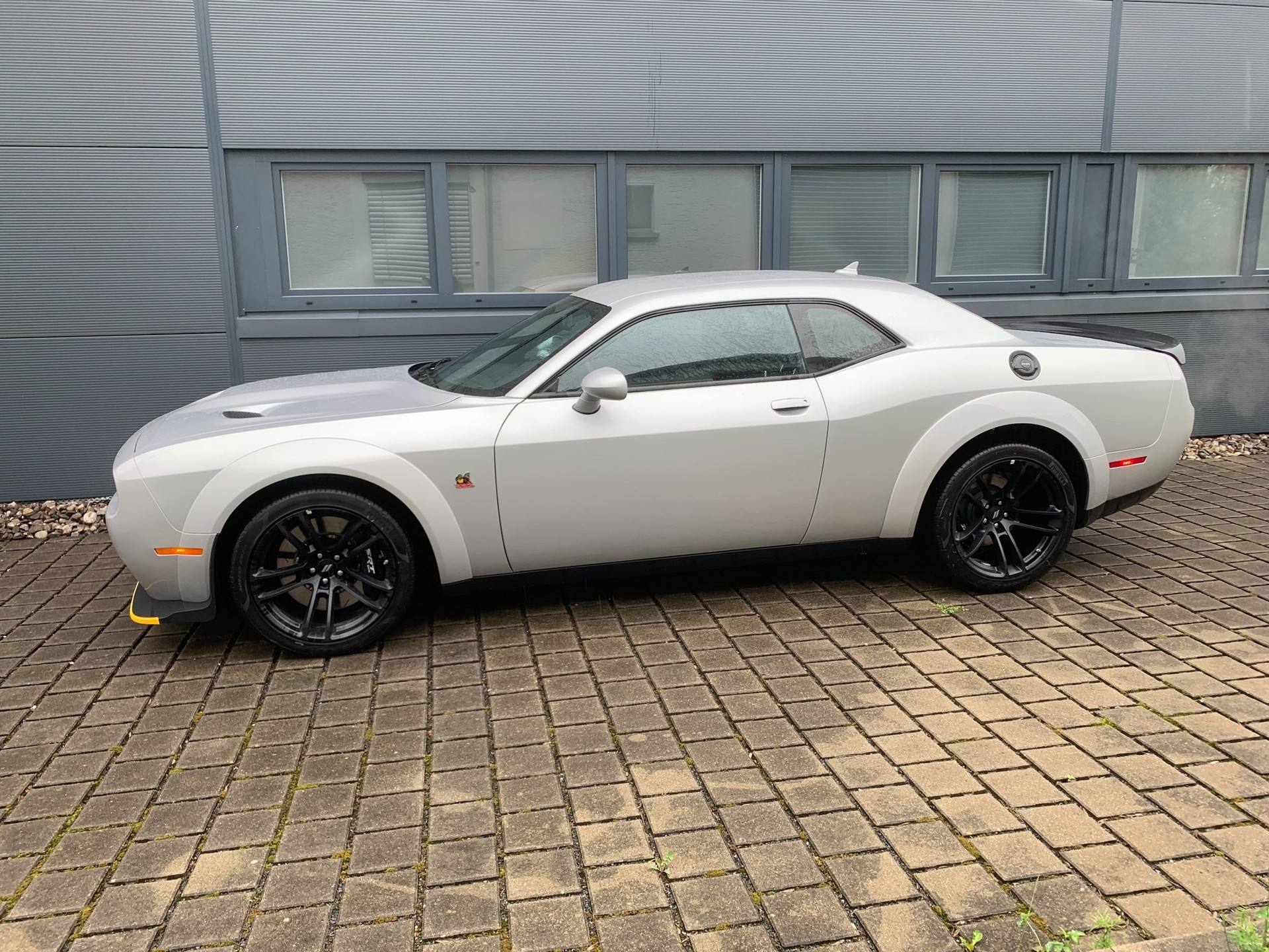 DODGE Challenger R/T Scat Pack 6.4 V8-image-2