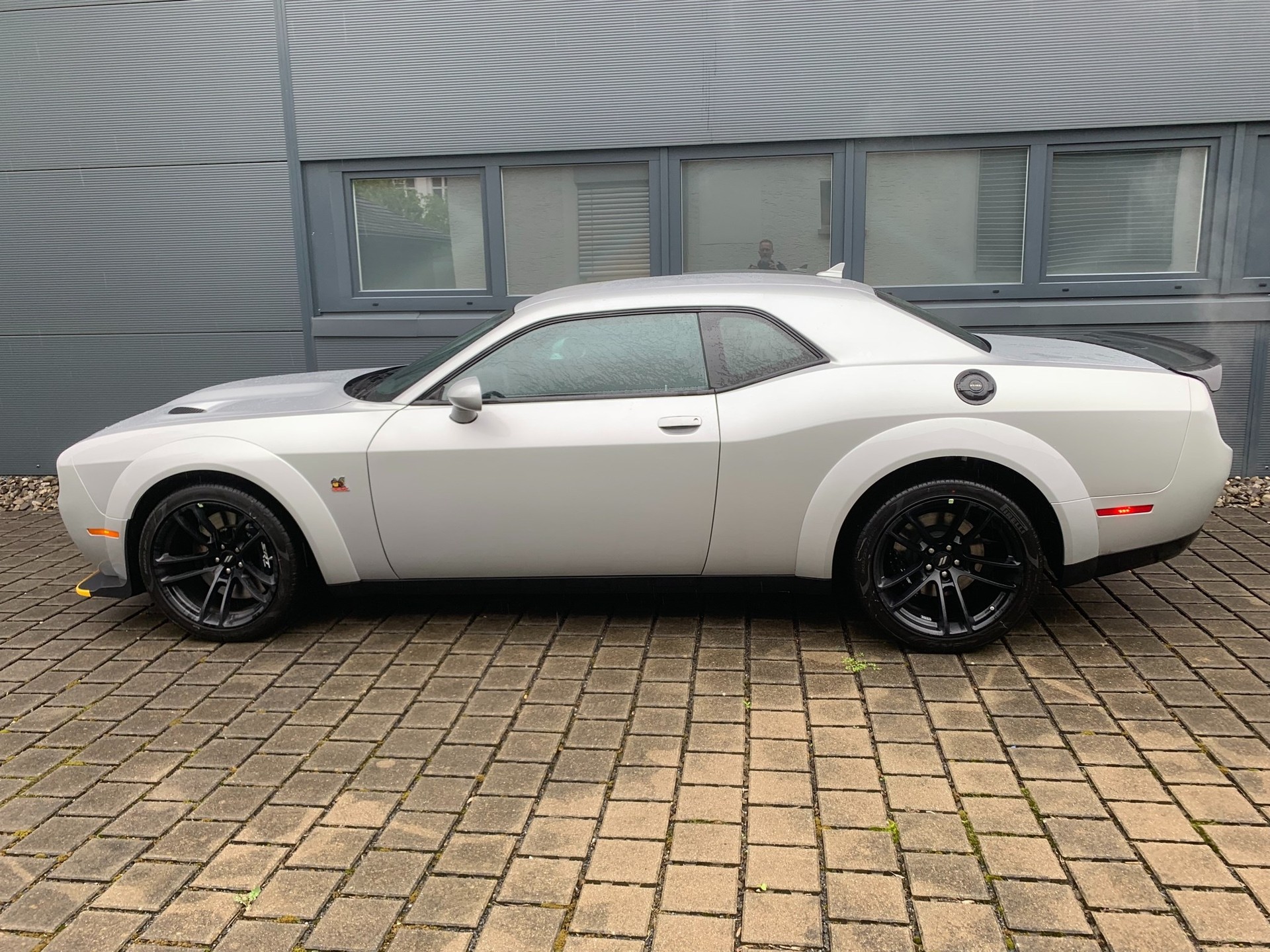 DODGE Challenger R/T Scat Pack 6.4 V8-image-3