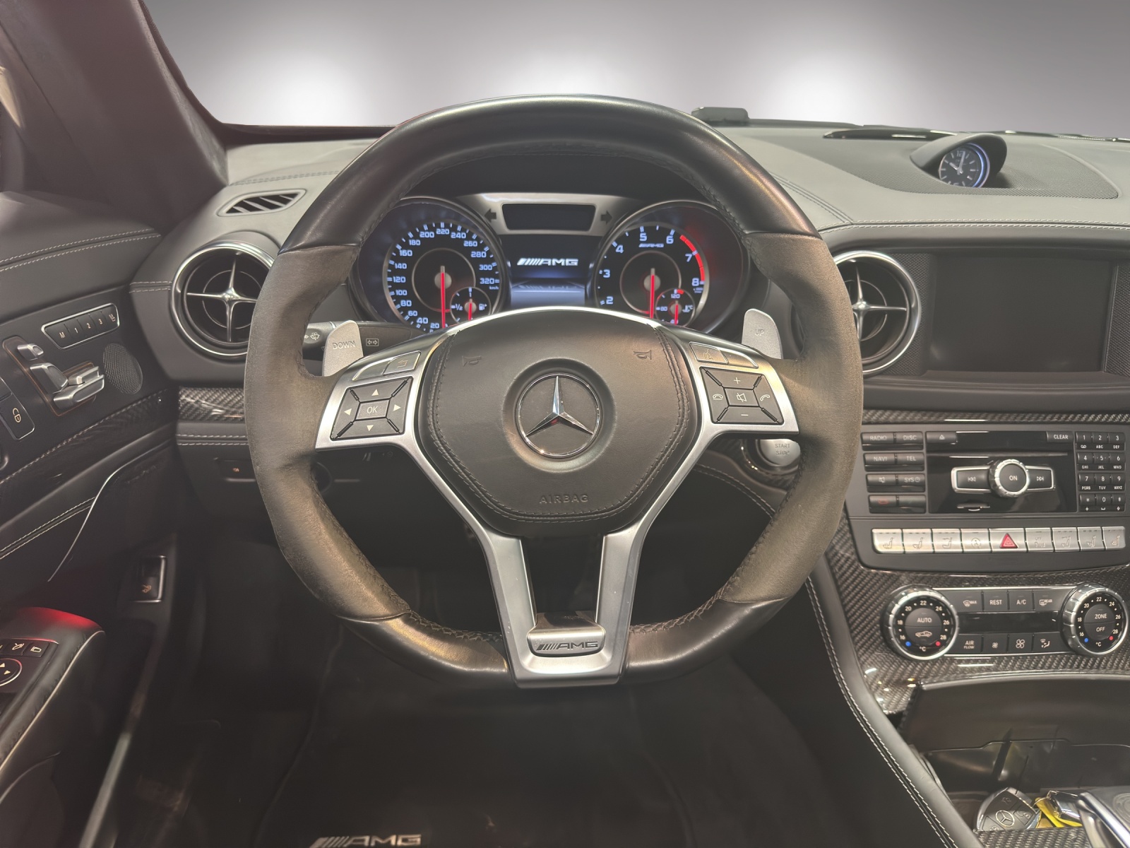 MERCEDES-BENZ SL 63 AMG Speedshift-image-10