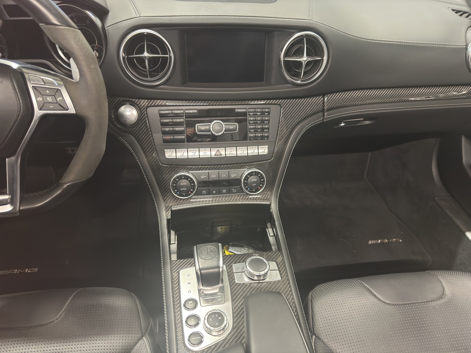 MERCEDES-BENZ SL 63 AMG Speedshift-image-11