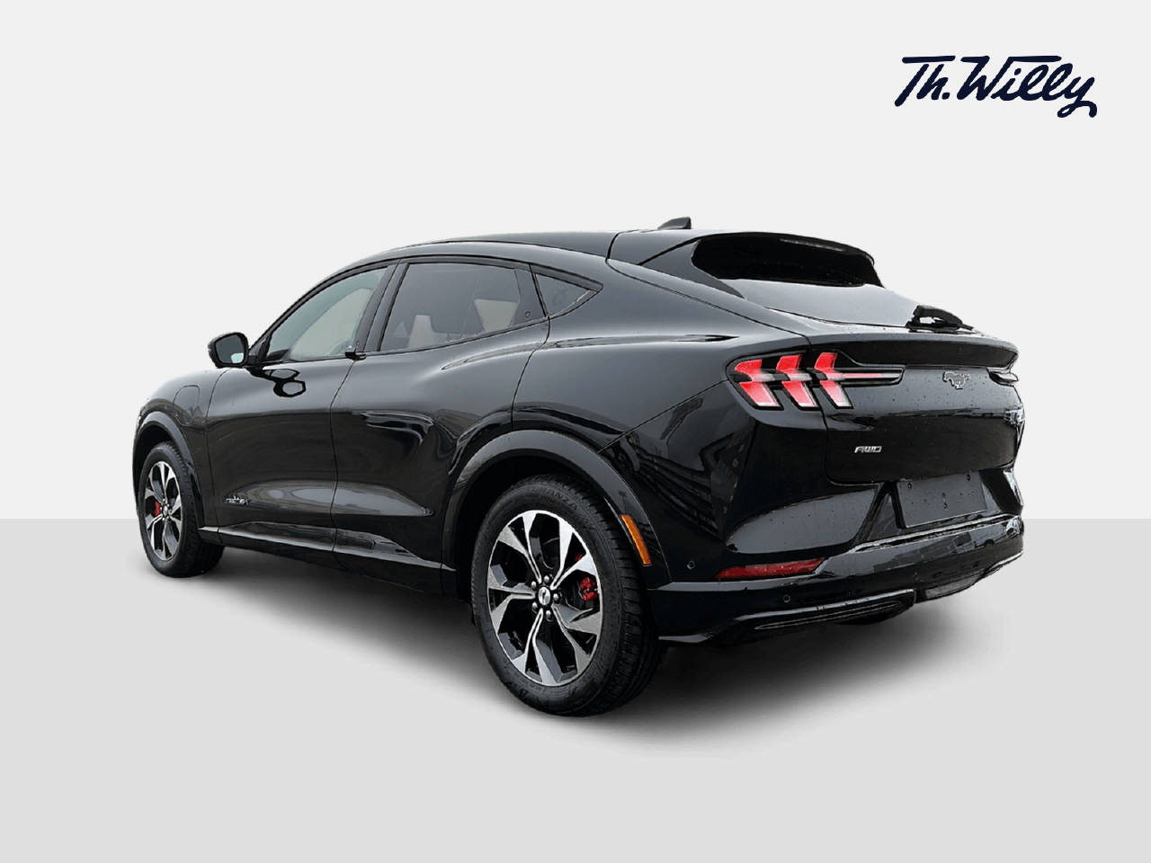 FORD Mustang Mach-E Premium AWD-image-2