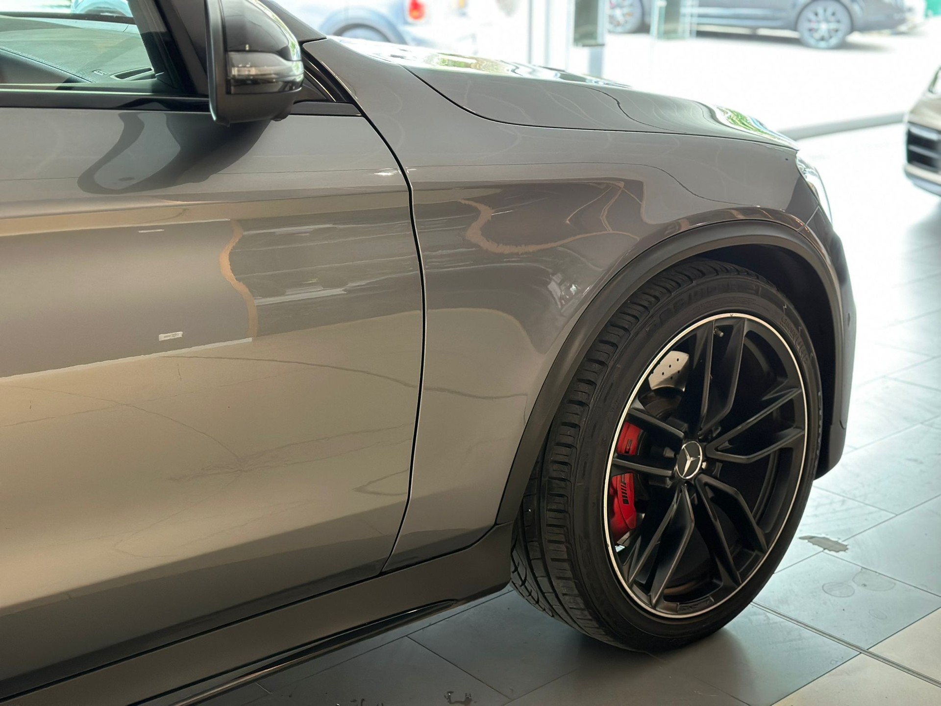 MERCEDES-BENZ GLC 63 S AMG 4Matic+ 9G-Tronic-image-4