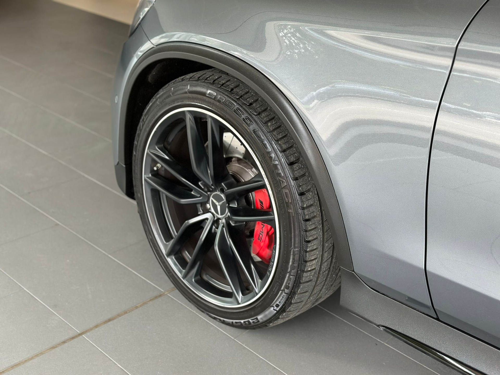 MERCEDES-BENZ GLC 63 S AMG 4Matic+ 9G-Tronic-image-6
